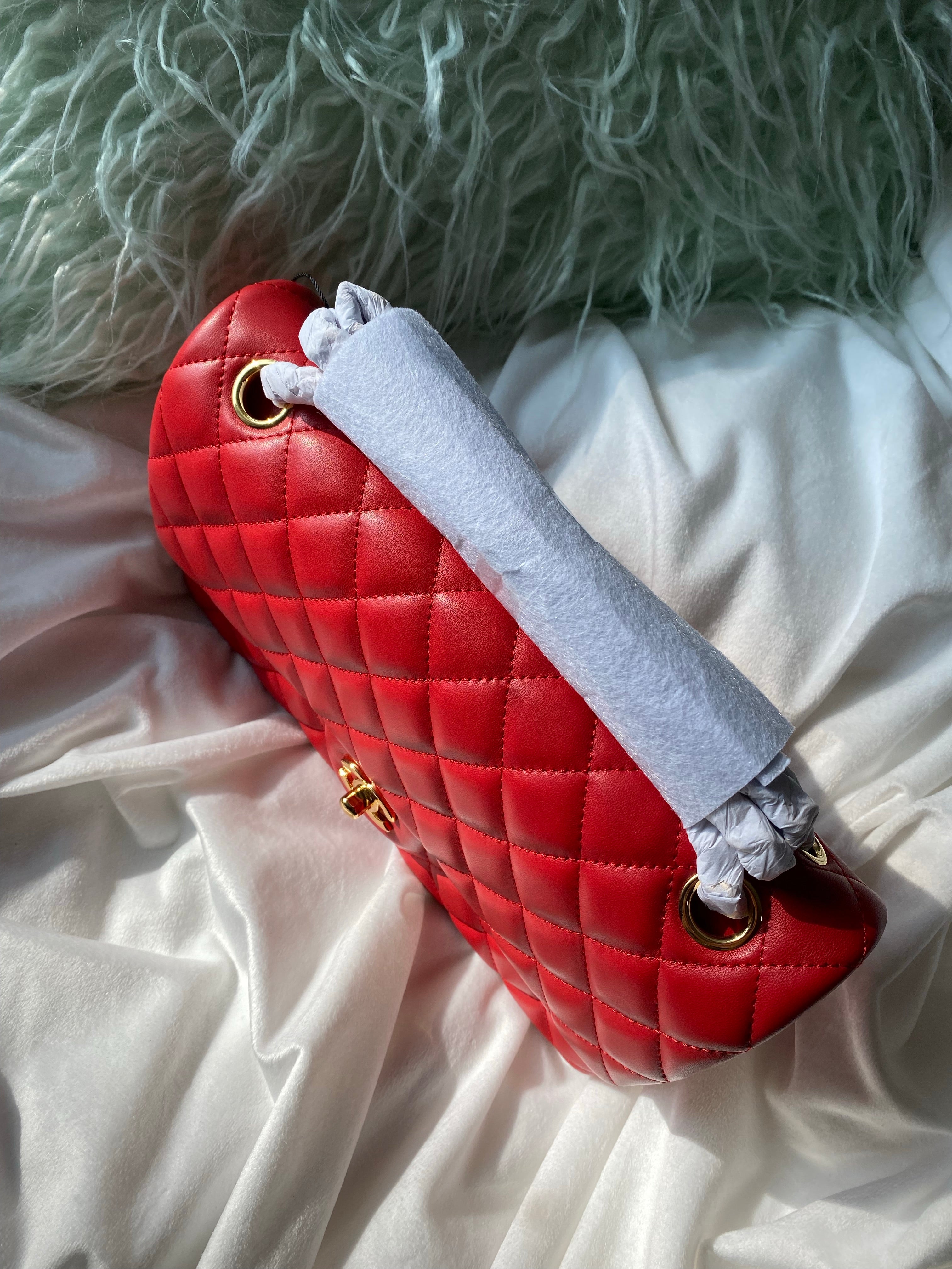 [TOP] CHANEL Classic Flap Bag Lambskin Medium 25.5cm – Red & GHW