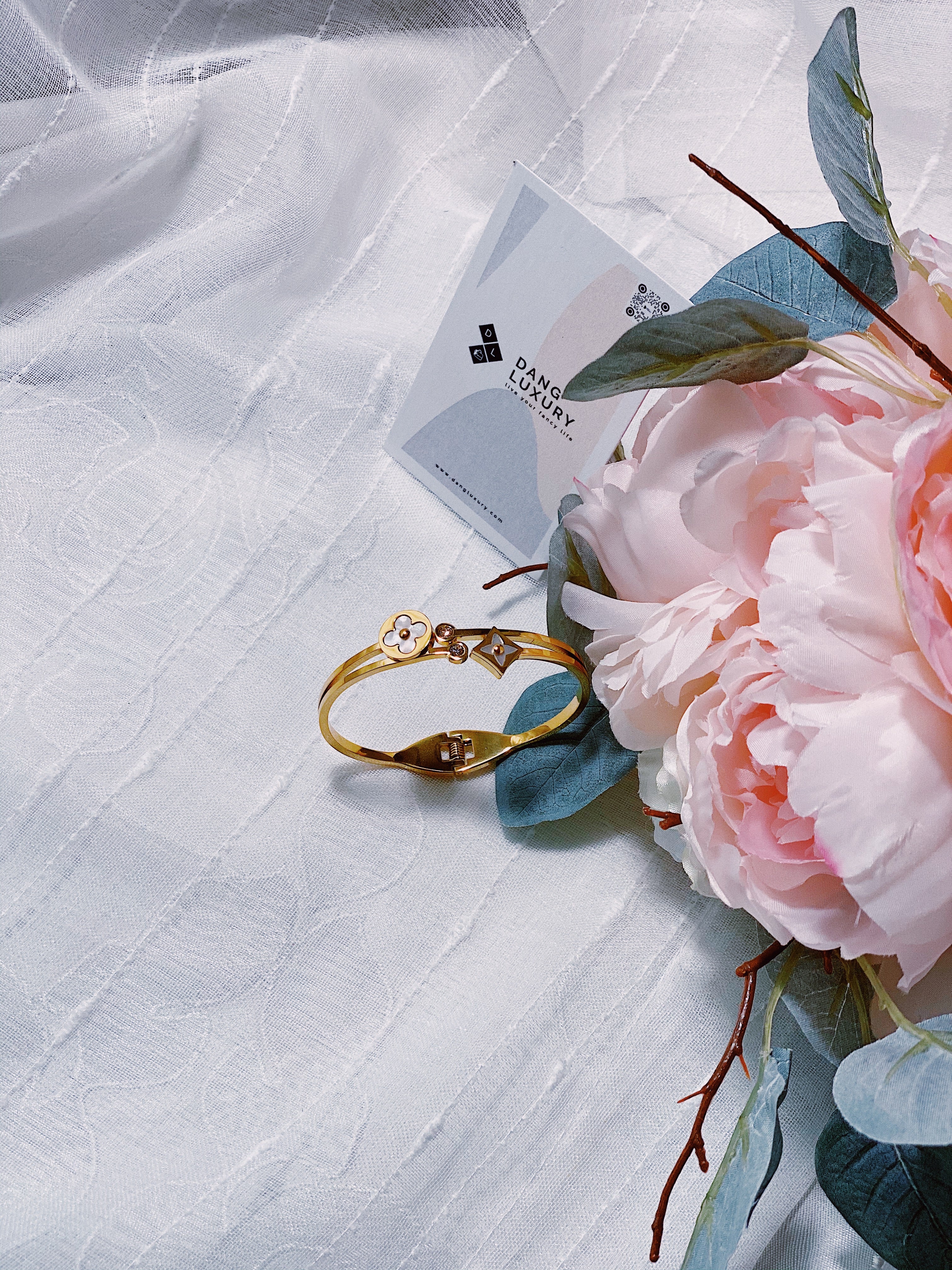 [TOP] Louis Vuitton LV Flores Open Bangle Bracelet