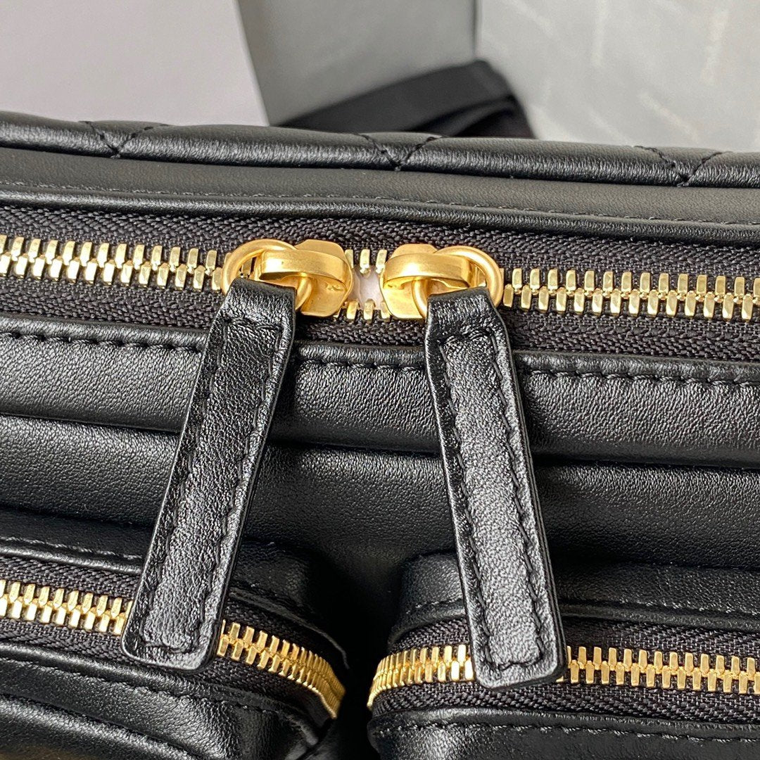 [TOP] CHANEL Calfskin Quilted Small Camera Case - Black