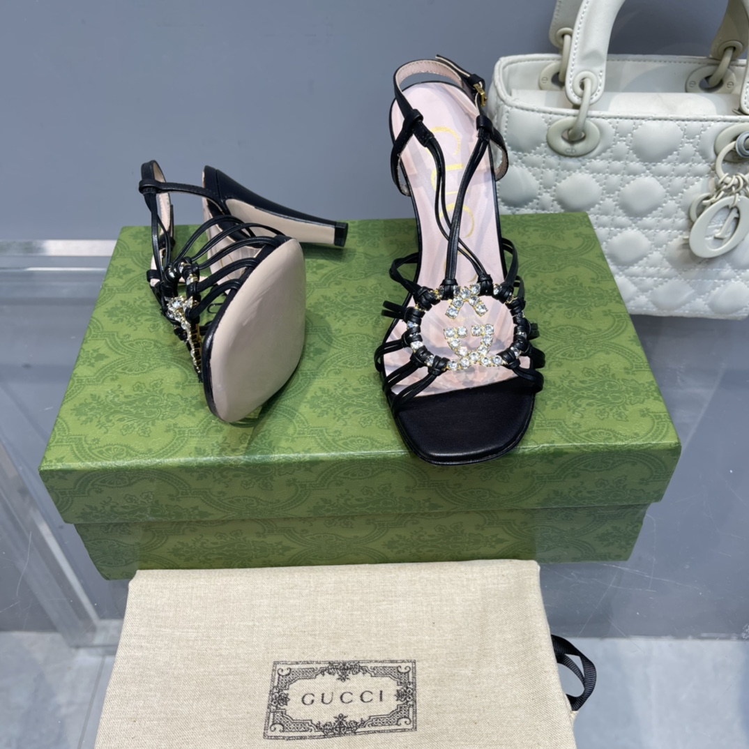 [TOP] GUCCI Lsa Diamond Sandals  - Black