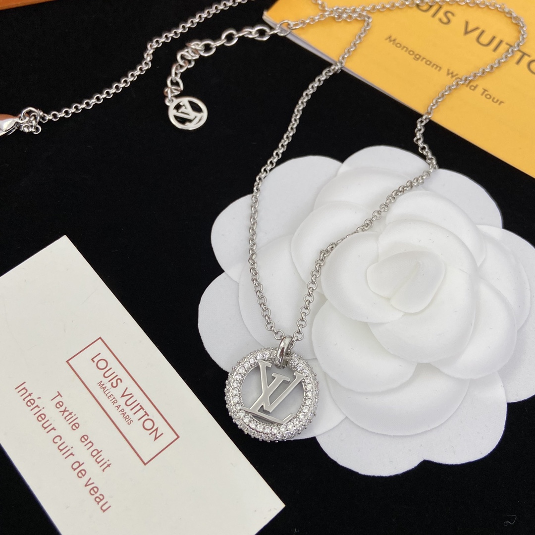 [TOP] Louis Vuitton LV LV Necklace Earrings Set - Silver