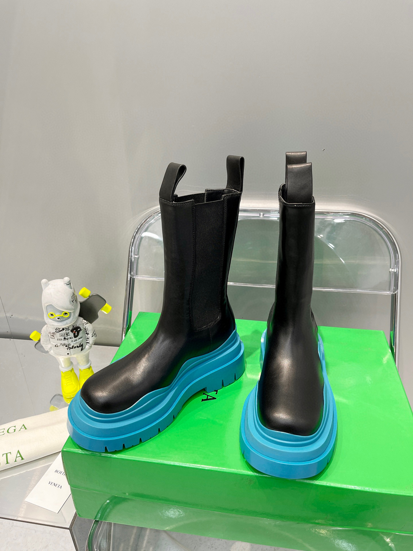 [TOP] Bottega Veneta BV Tire Chelsea Boot - Six Colours