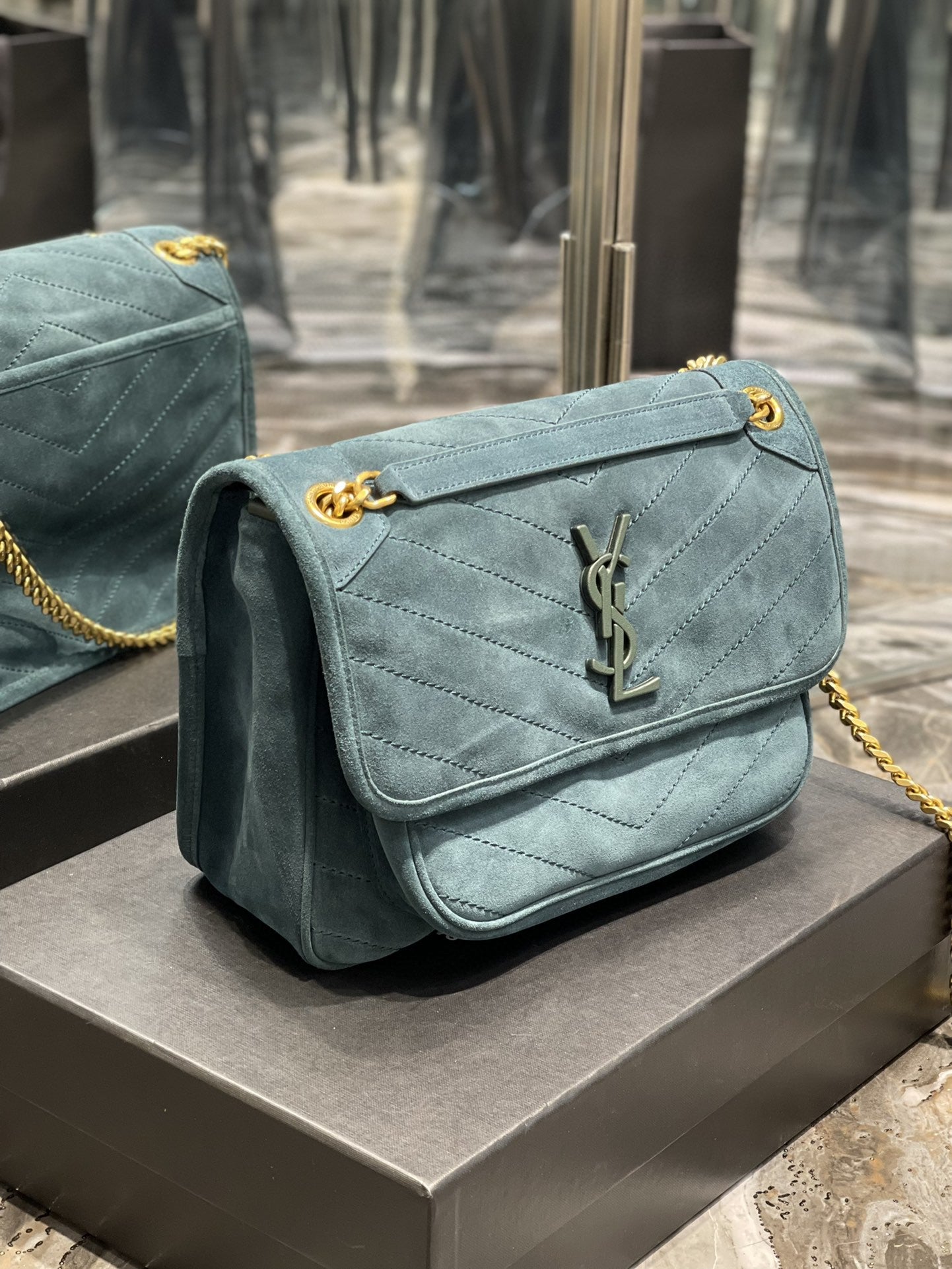 [TOP] Yves Saint Laurent YSL Niki Medium Suede Bag - Teal