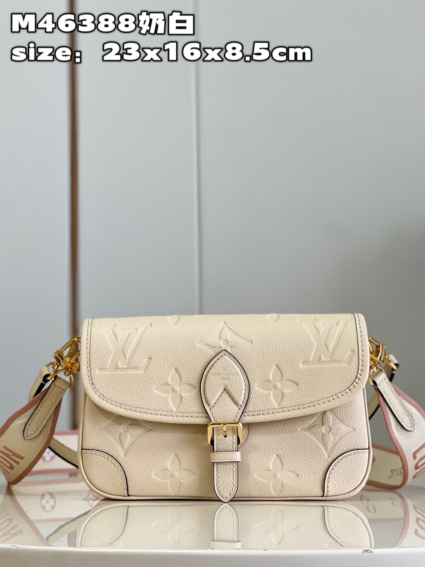 [TOP] Louis Vuitton LV Monogram  Diane Bag 23 x 16 x 8.5CM - White