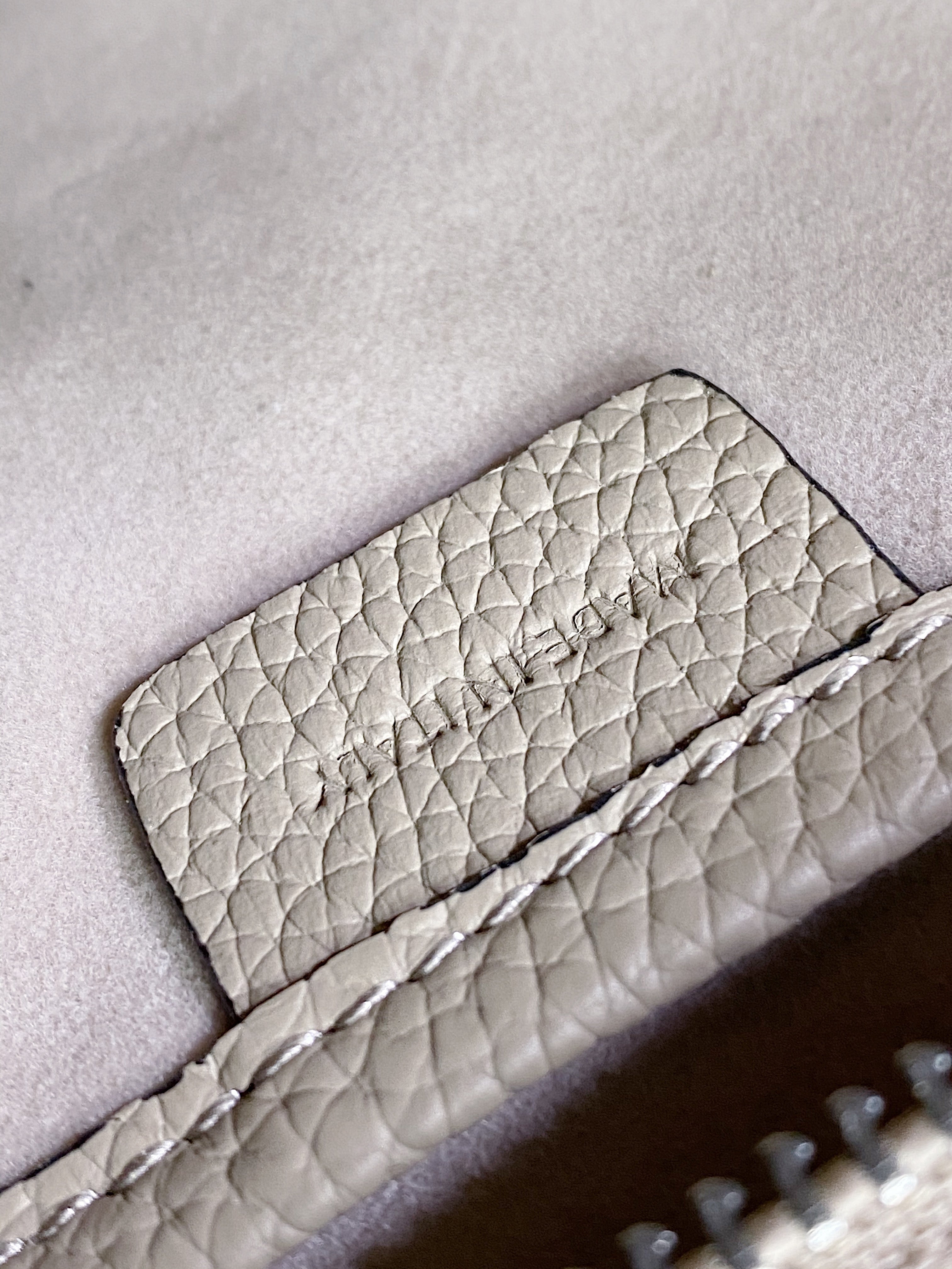 [TOP] CELINE Nano Luggage Bag In Grainy Calfskin 20x20x10cm - Tan