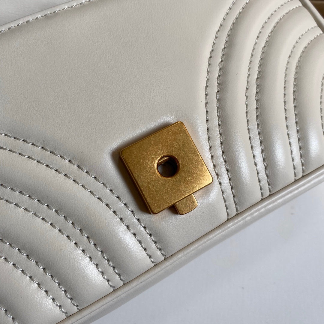 [TOP] GUCCI G*G Marmont Bag Mini 22cm - White