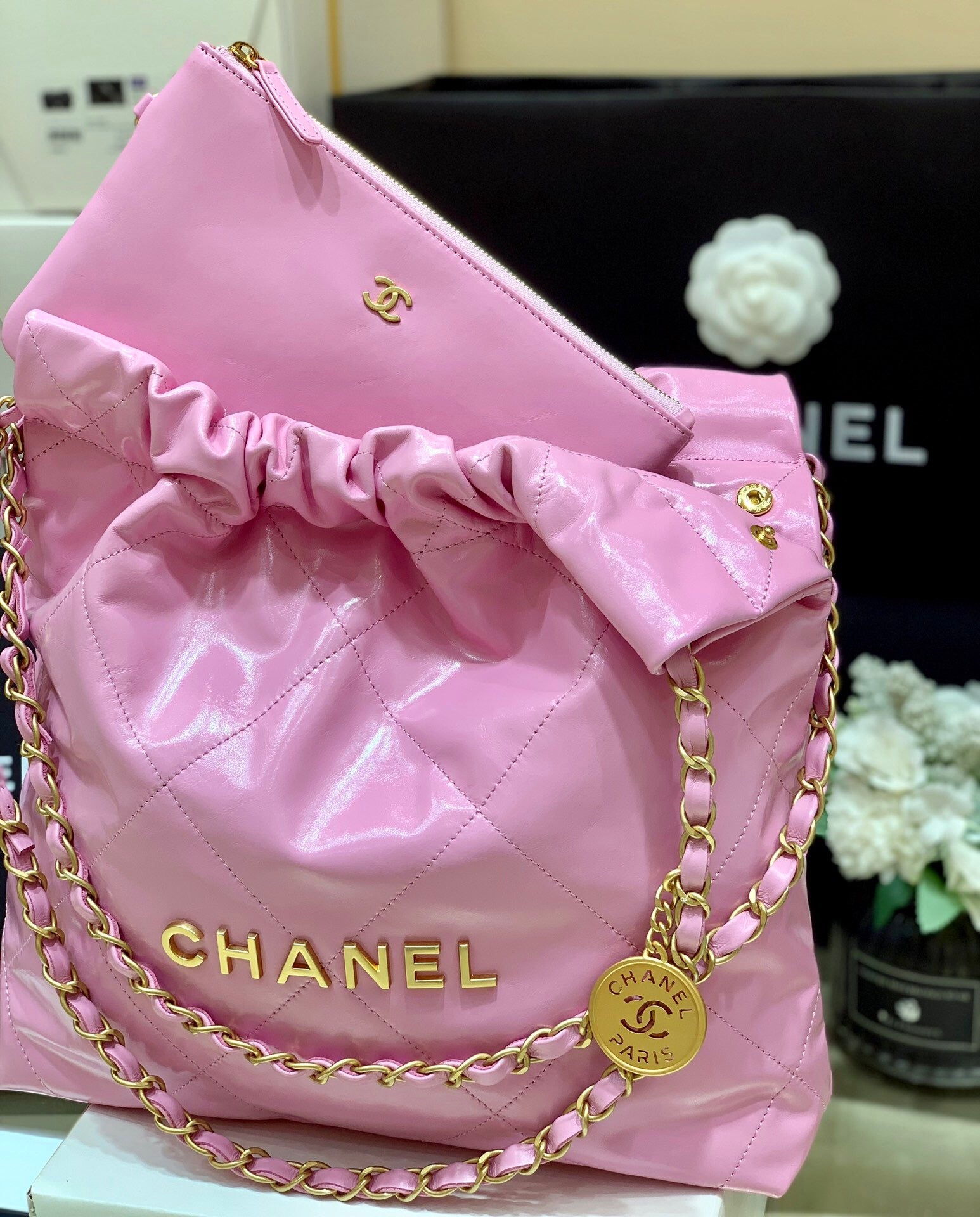[TOP] CHANEL 22 Bag Small 35cm - Pink & GHW