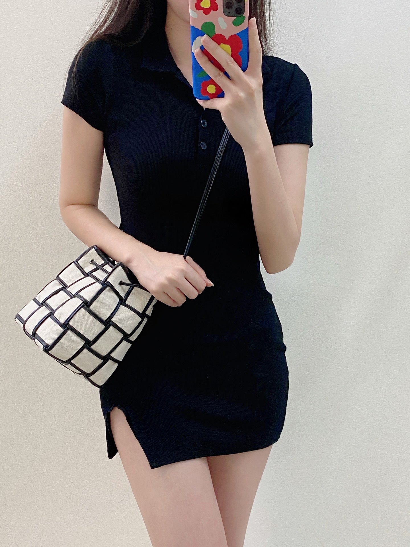 [TOP] Bottega Veneta BV  Cassette Bucket Bag - Natural/Black