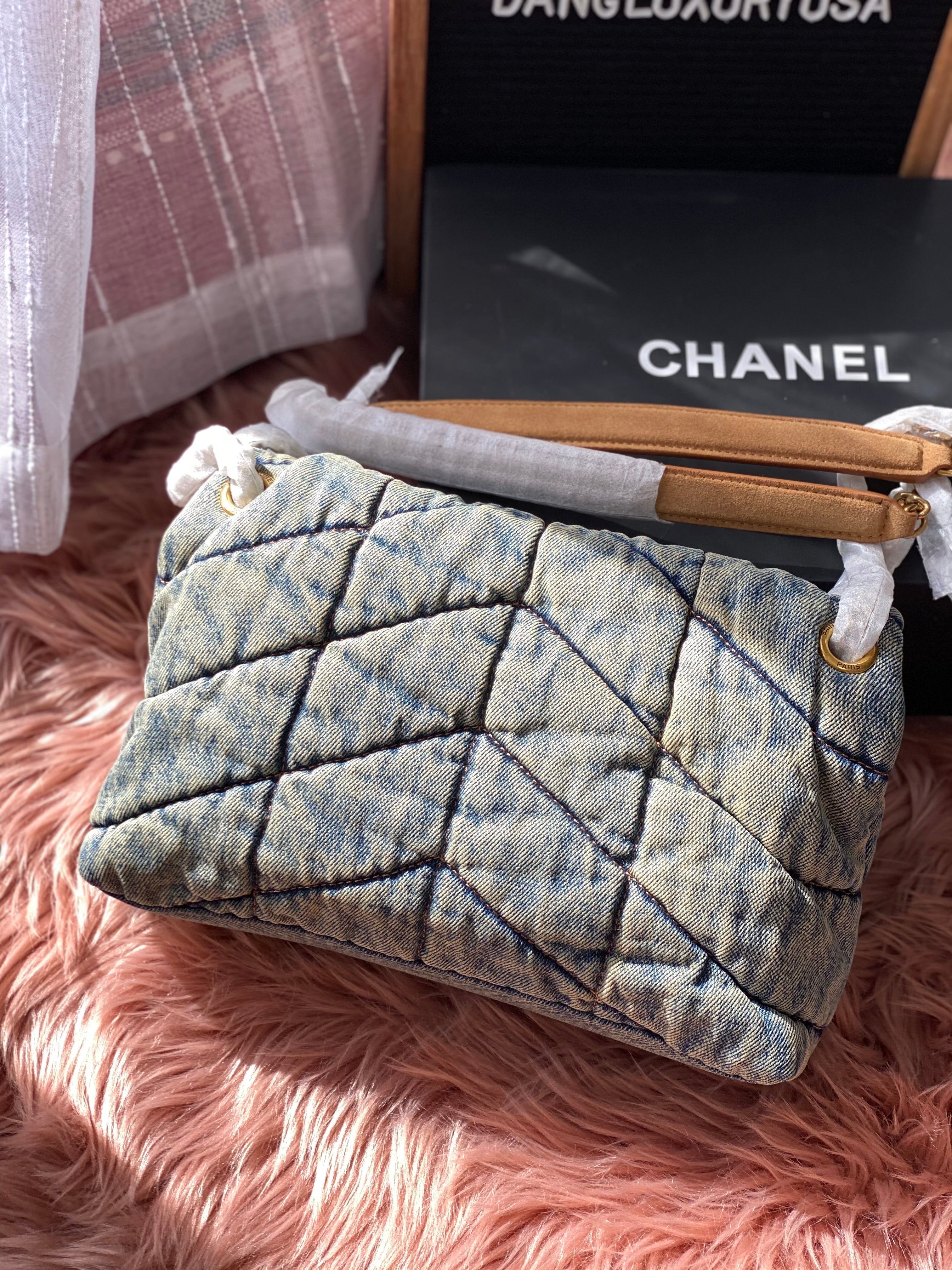 [TOP] Yves Saint Laurent YSL Loulou Small Denim Puffer Bag