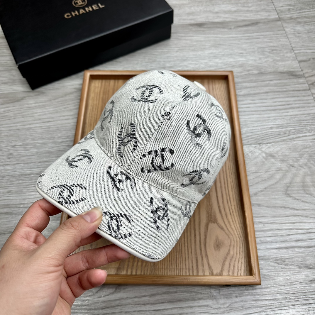 [TOP] CHANEL Baseball Cap - Gray