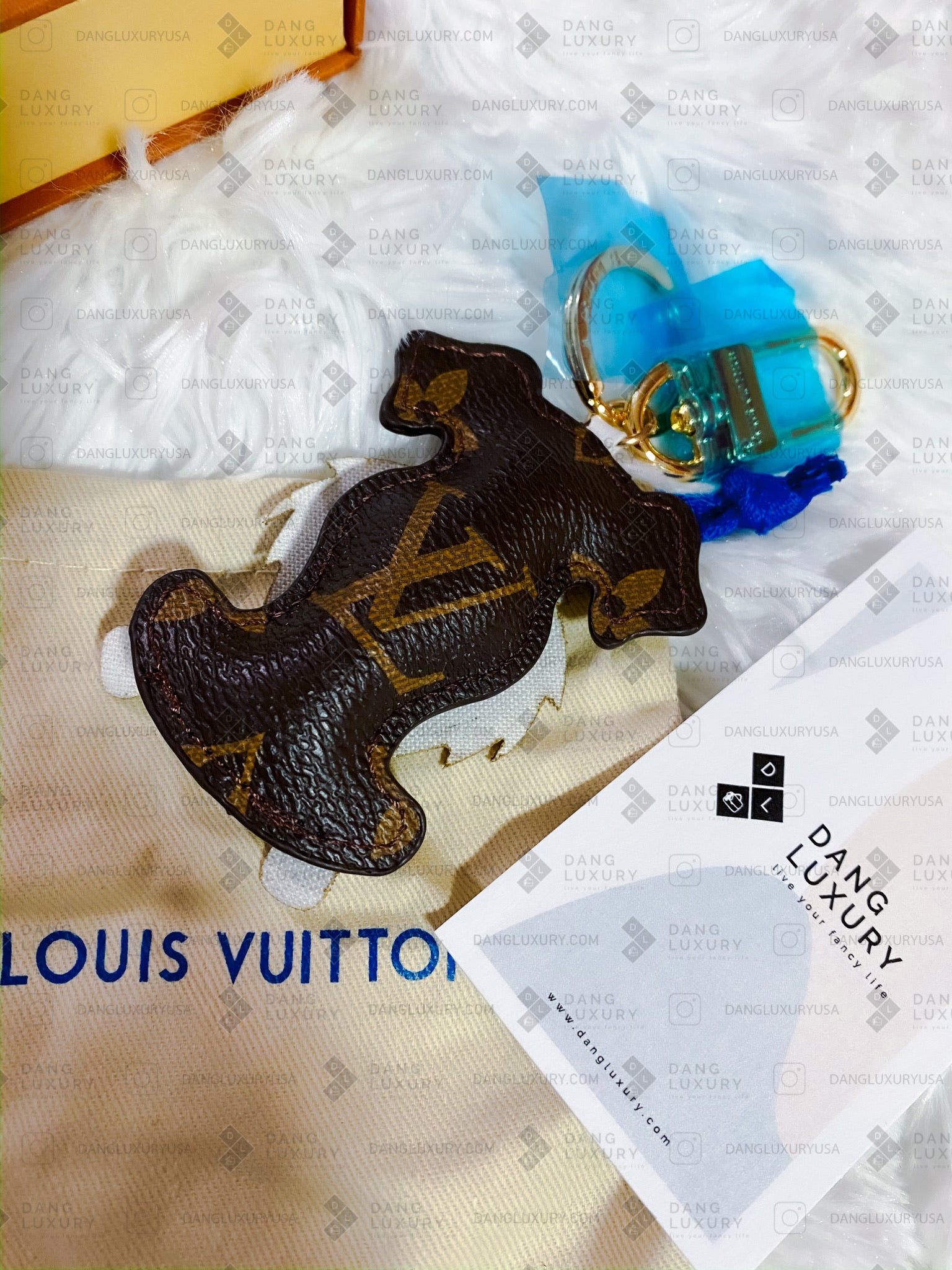 [TOP] Louis Vuitton LV LV Key Chain