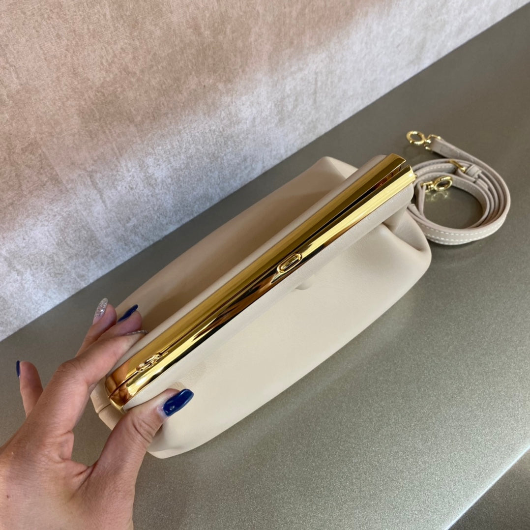 [TOP] FENDI FENDI Small First Bag - Cream