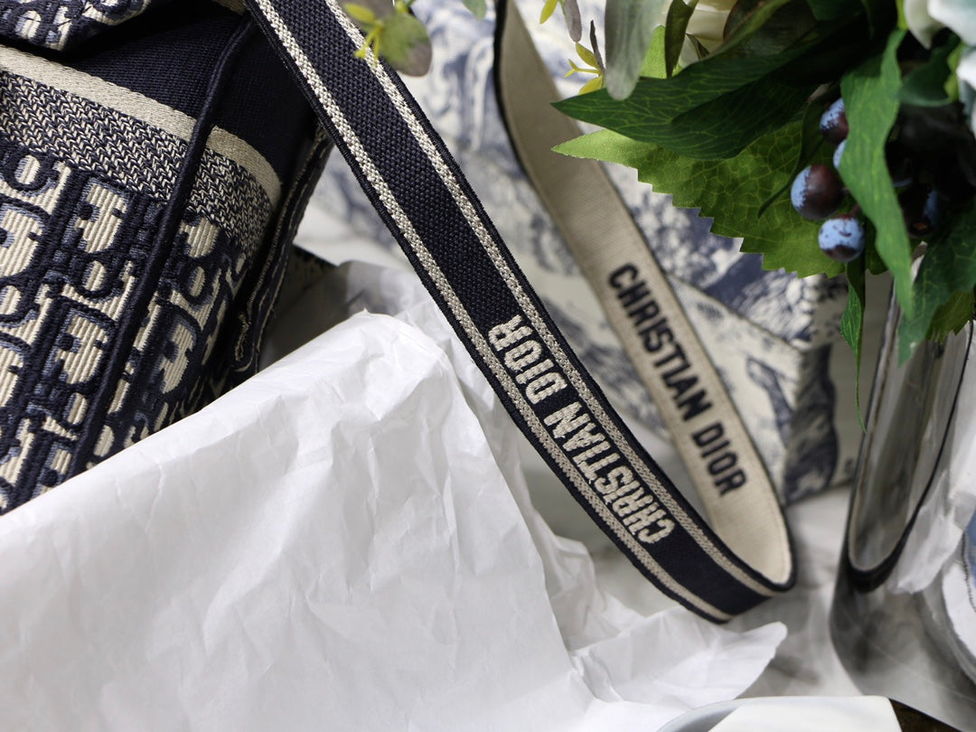 [TOP] Christian Dior Camp Oblique Bag Medium - Deep Blue