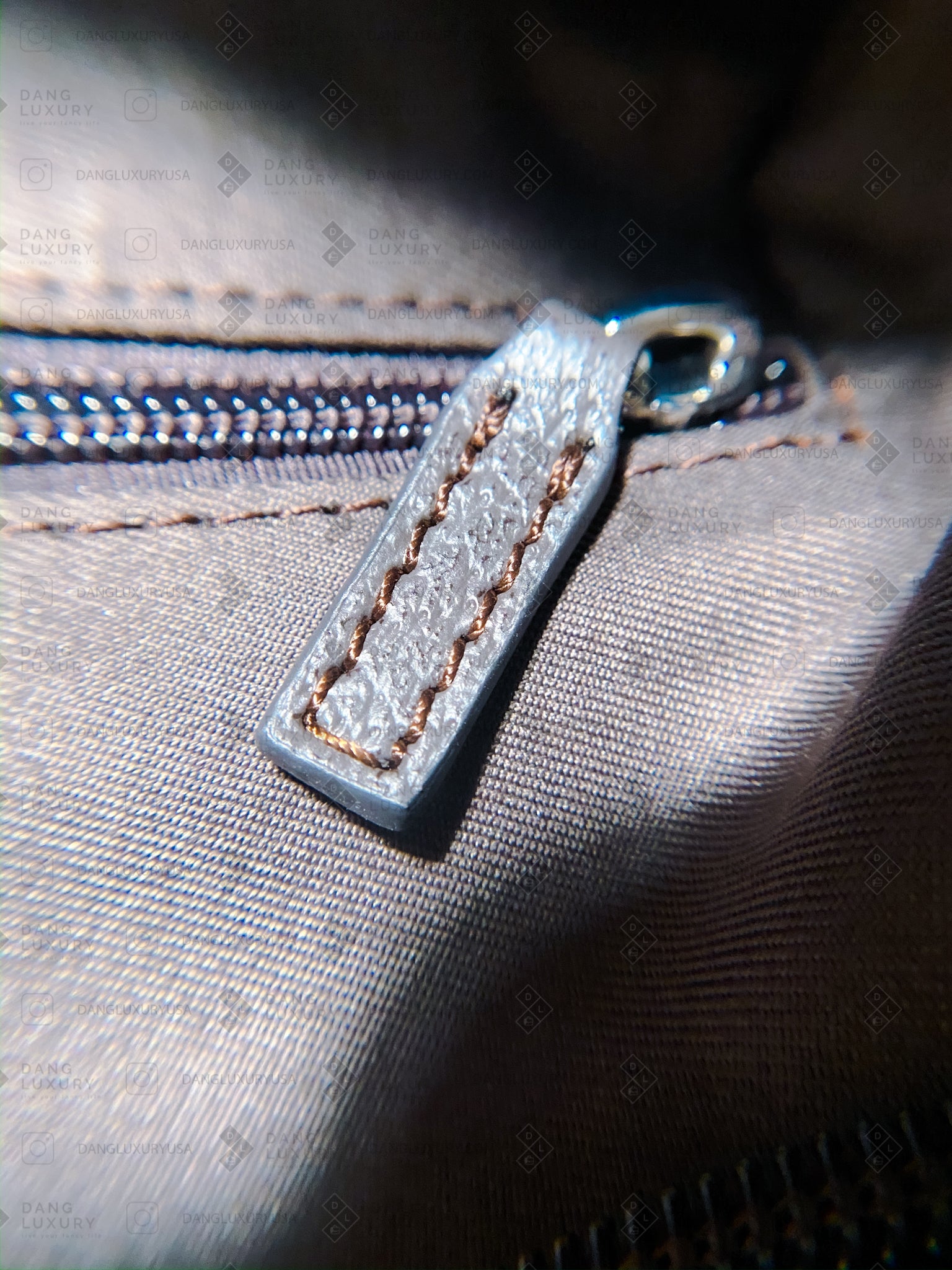 [TOP] GUCCI Supreme Messenger Shoulder Bag