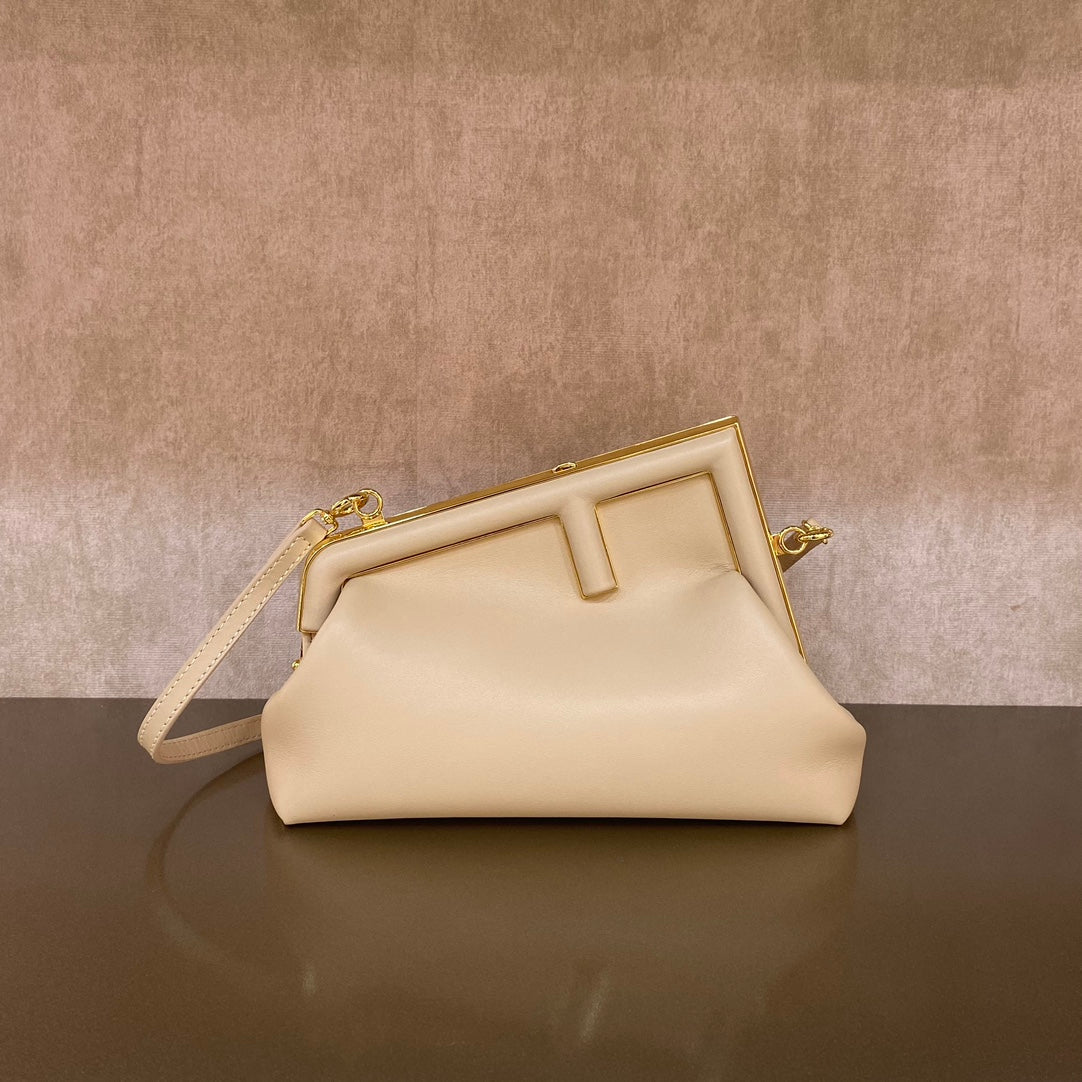 [TOP] FENDI FENDI Small First Bag - Cream