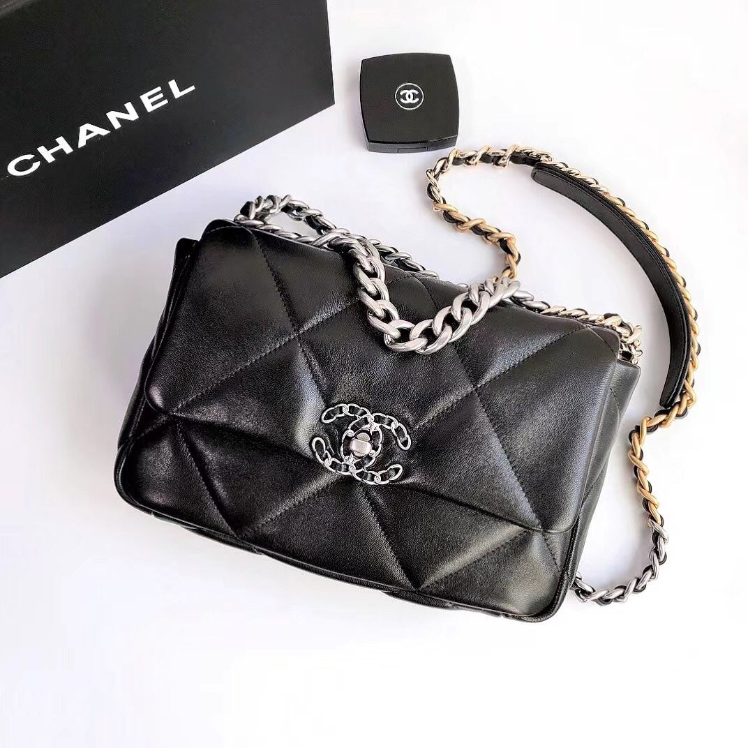 [TOP] CHANEL 19 Bag Small 26cm- Black & SHW