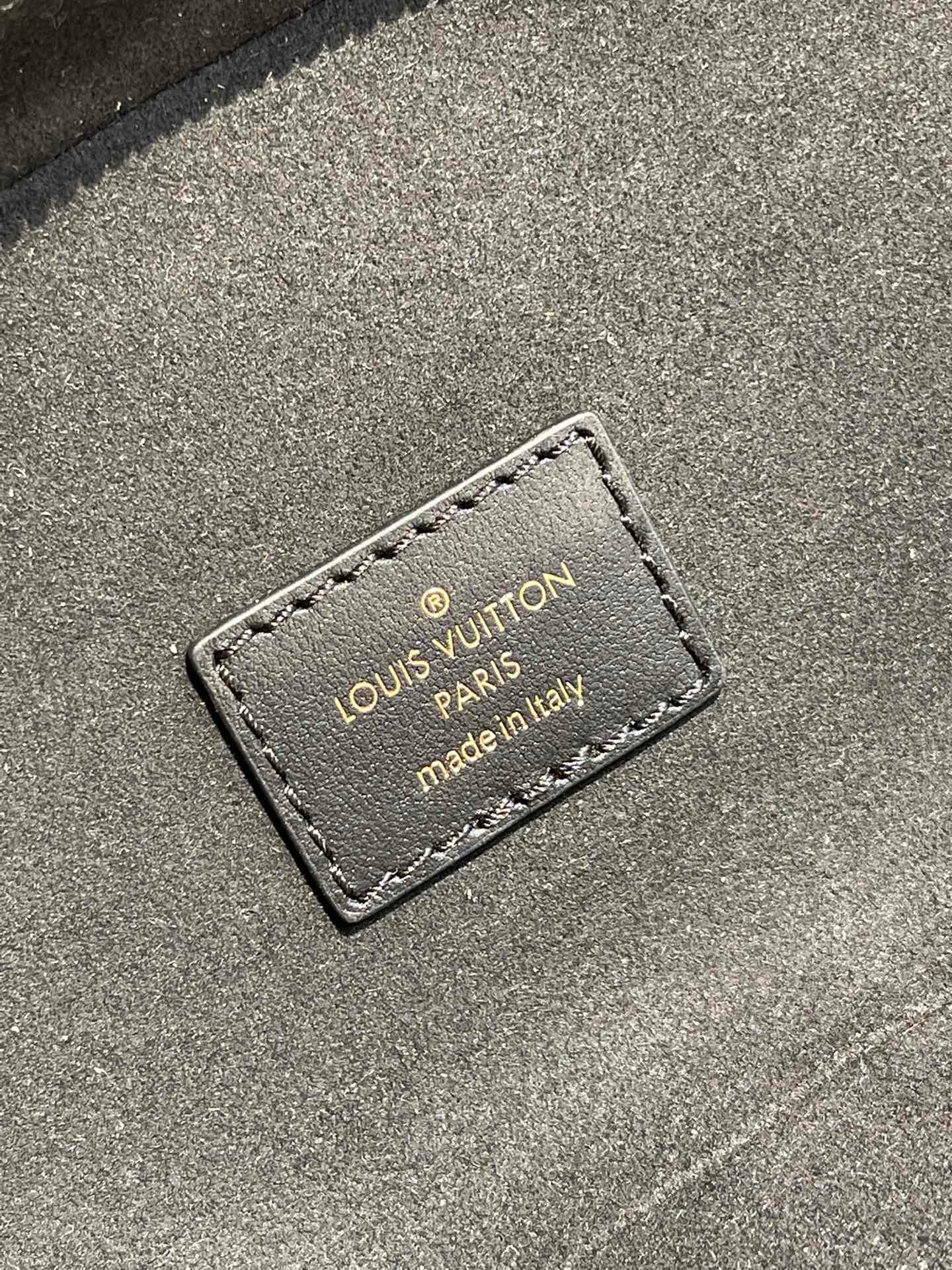 [TOP] Louis Vuitton LV L*V Empreinte Giant Monogram Vanity Bag 19/13/10cm - Black