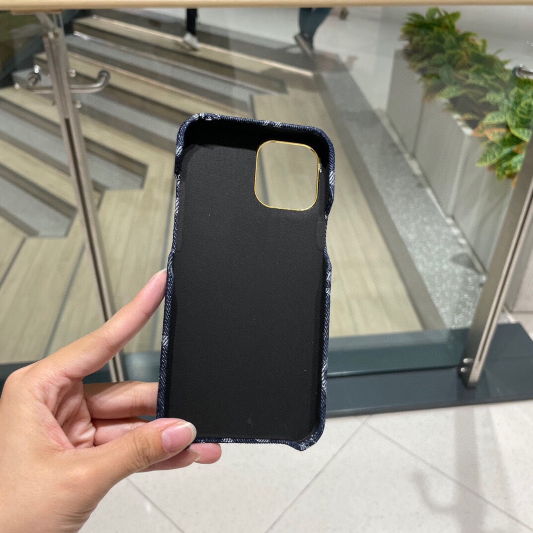 [TOP] Louis Vuitton LV Iphone case - 2 Color