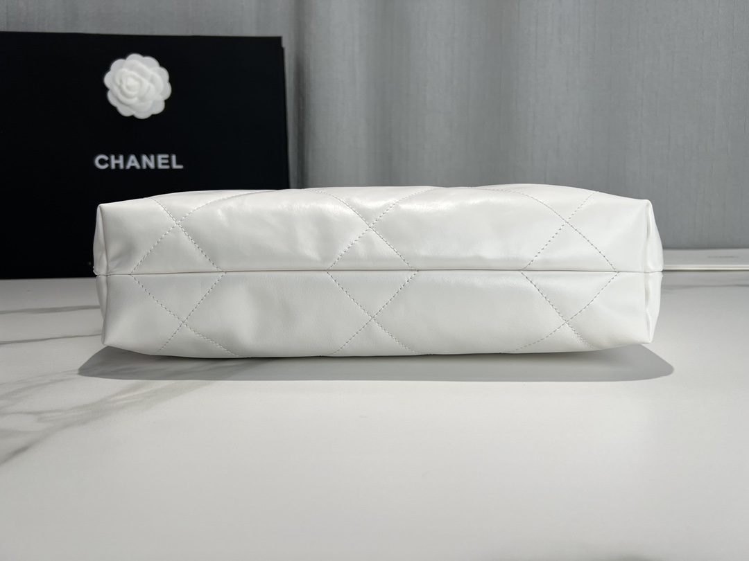 [TOP] CHANEL 22 Bag 35CM - SHW - White