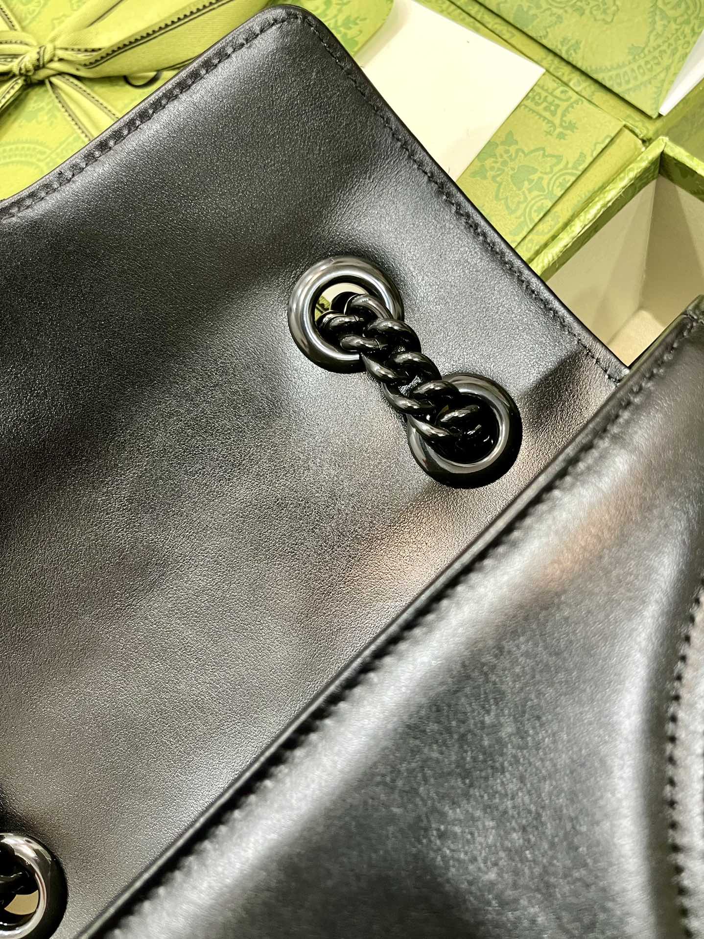 [TOP] GUCCI Gu€€i Marmont Matelasse Bag Mini 22cm - All Black