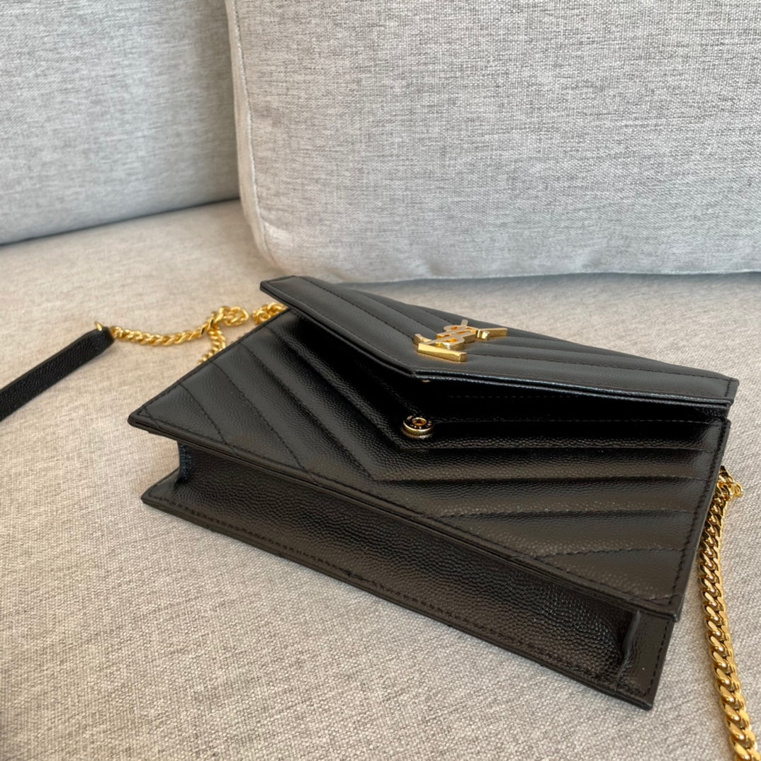 [TOP] Yves Saint Laurent YSL Envelope WOC Bag 19cm - Black