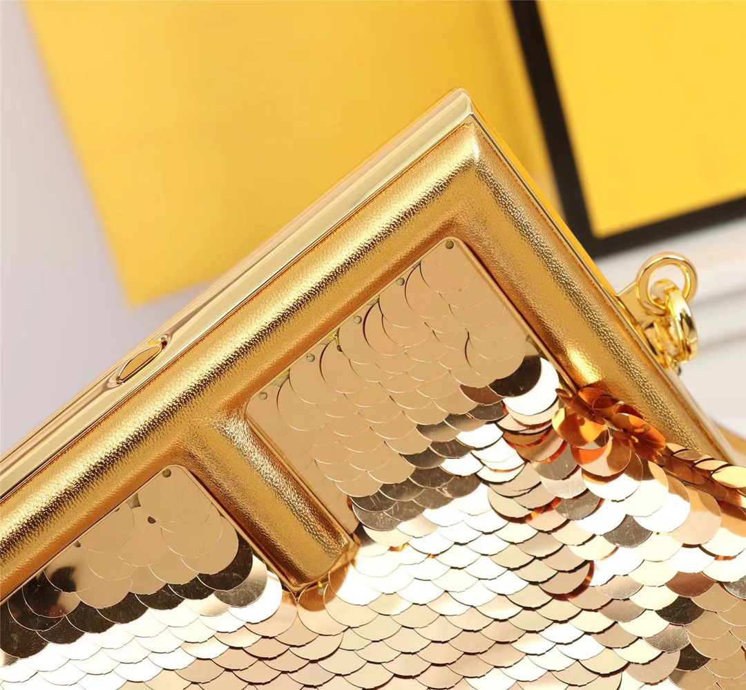 [TOP] FENDI  First Sparkling beads Gold