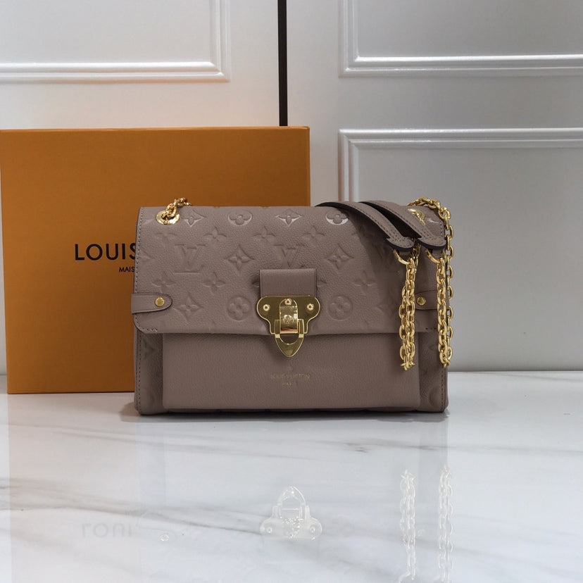 [TOP] Louis Vuitton LV  Vavin BB 25 x 17 x 9.5 cm - Taupe