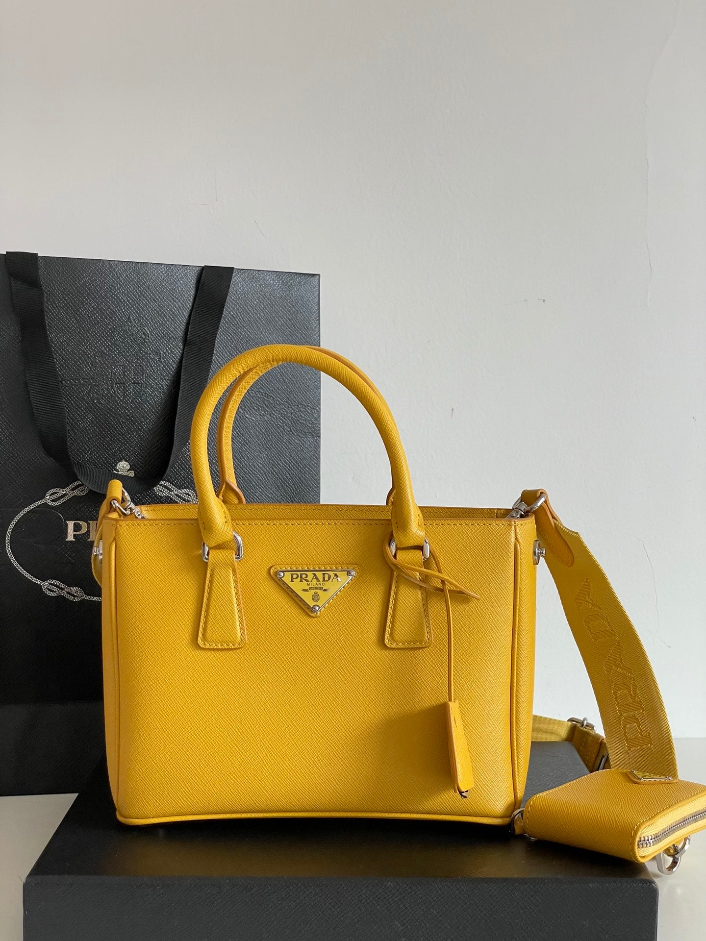 [TOP] PRADA Galleria Bag Saffiano Micro