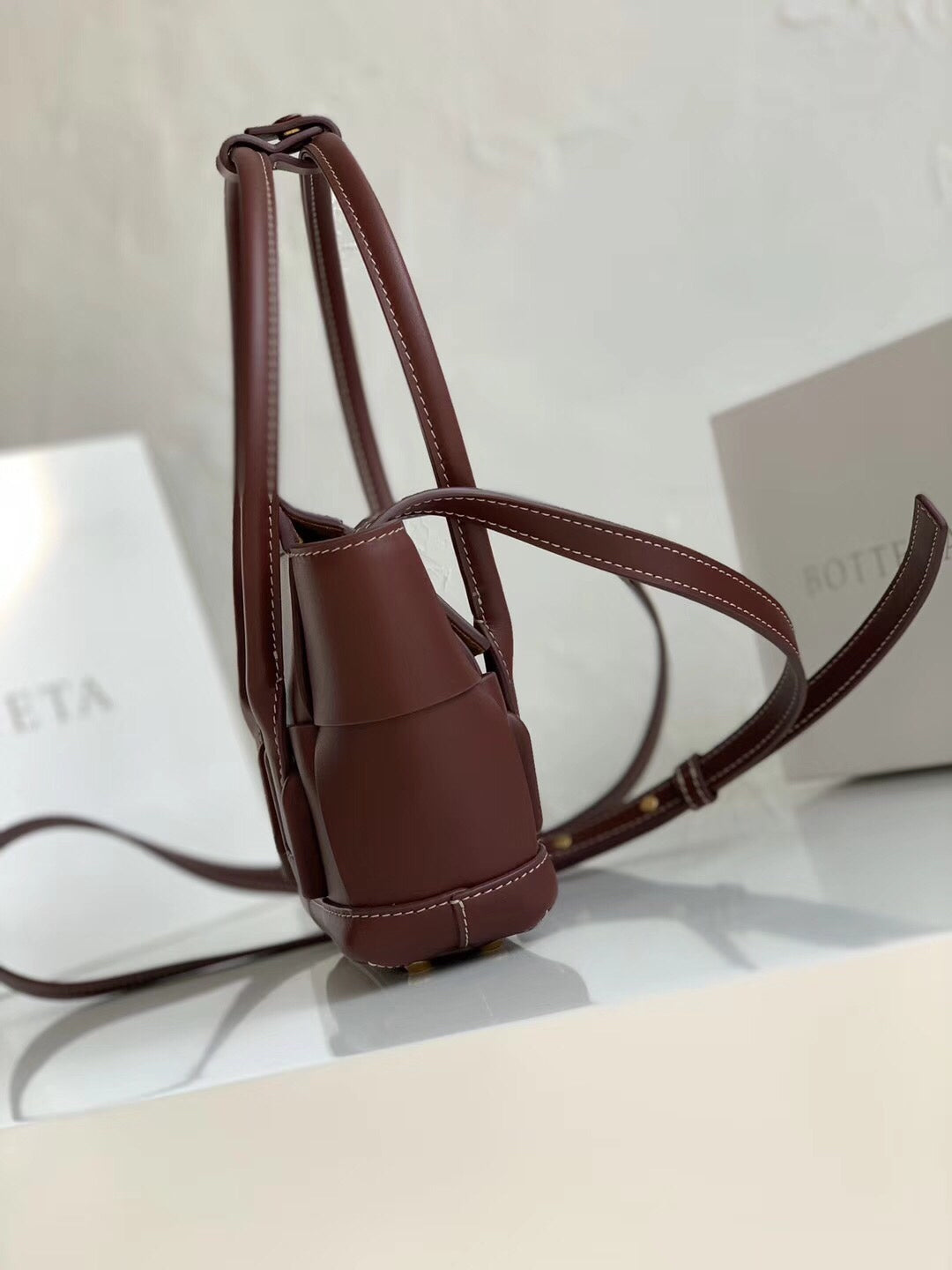 [TOP] Bottega Veneta BV Mini Arco 29 Leather Bag - Grape