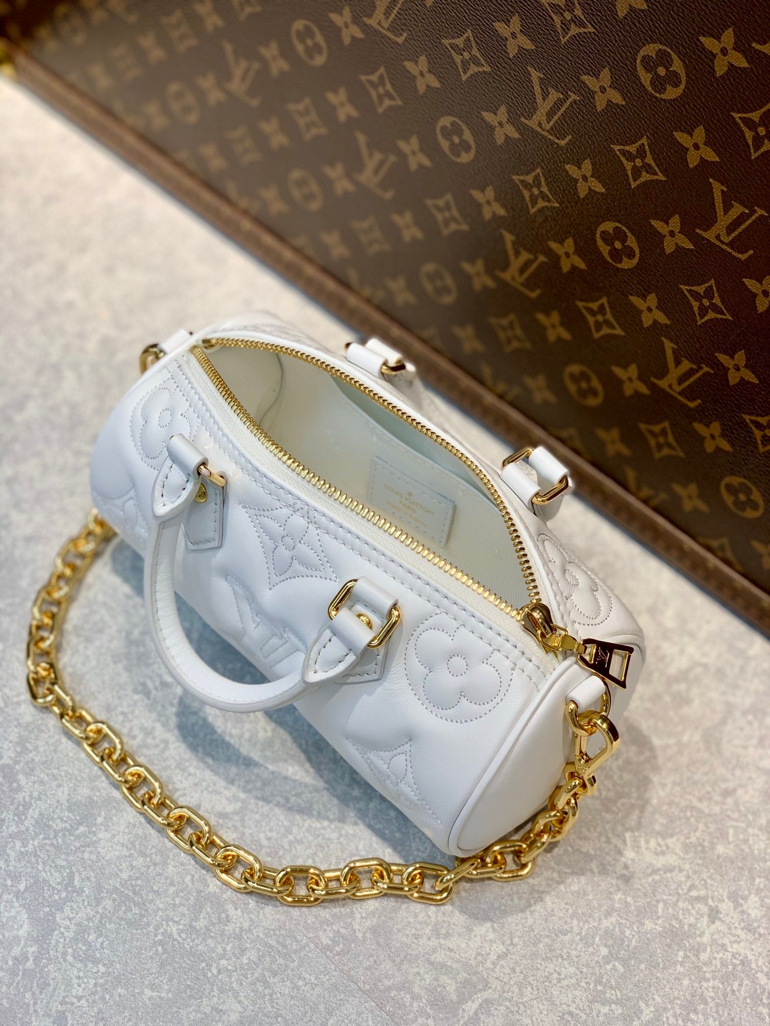 [TOP] Louis Vuitton LV L*V Papillon BB - White
