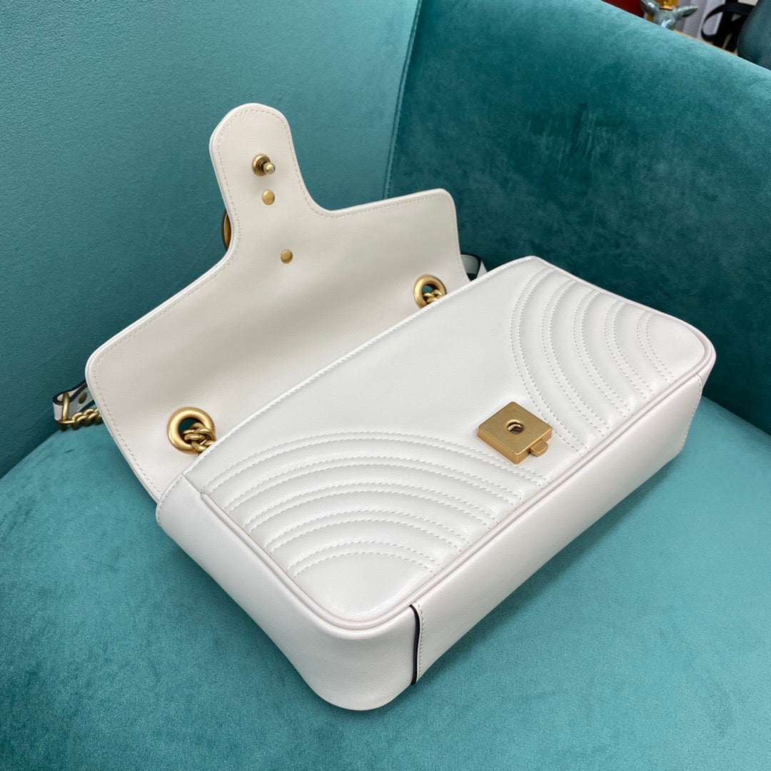 [TOP] GUCCI GG Marmont Bag Matelasse Small 26cm - White
