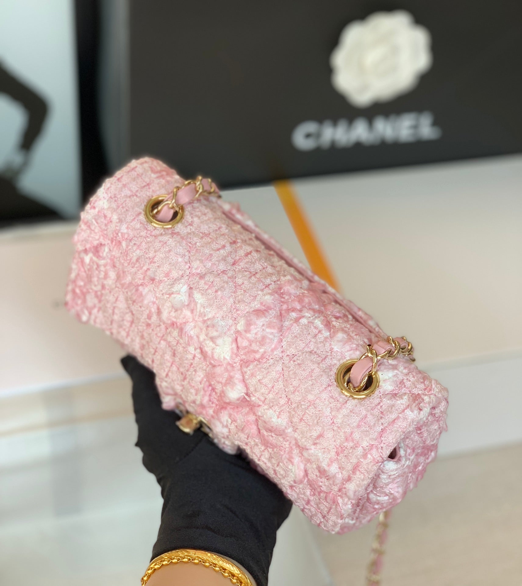 [TOP] CHANEL Classic Flap Bag  in Tweed New Mini 20cm - Pink Sakura