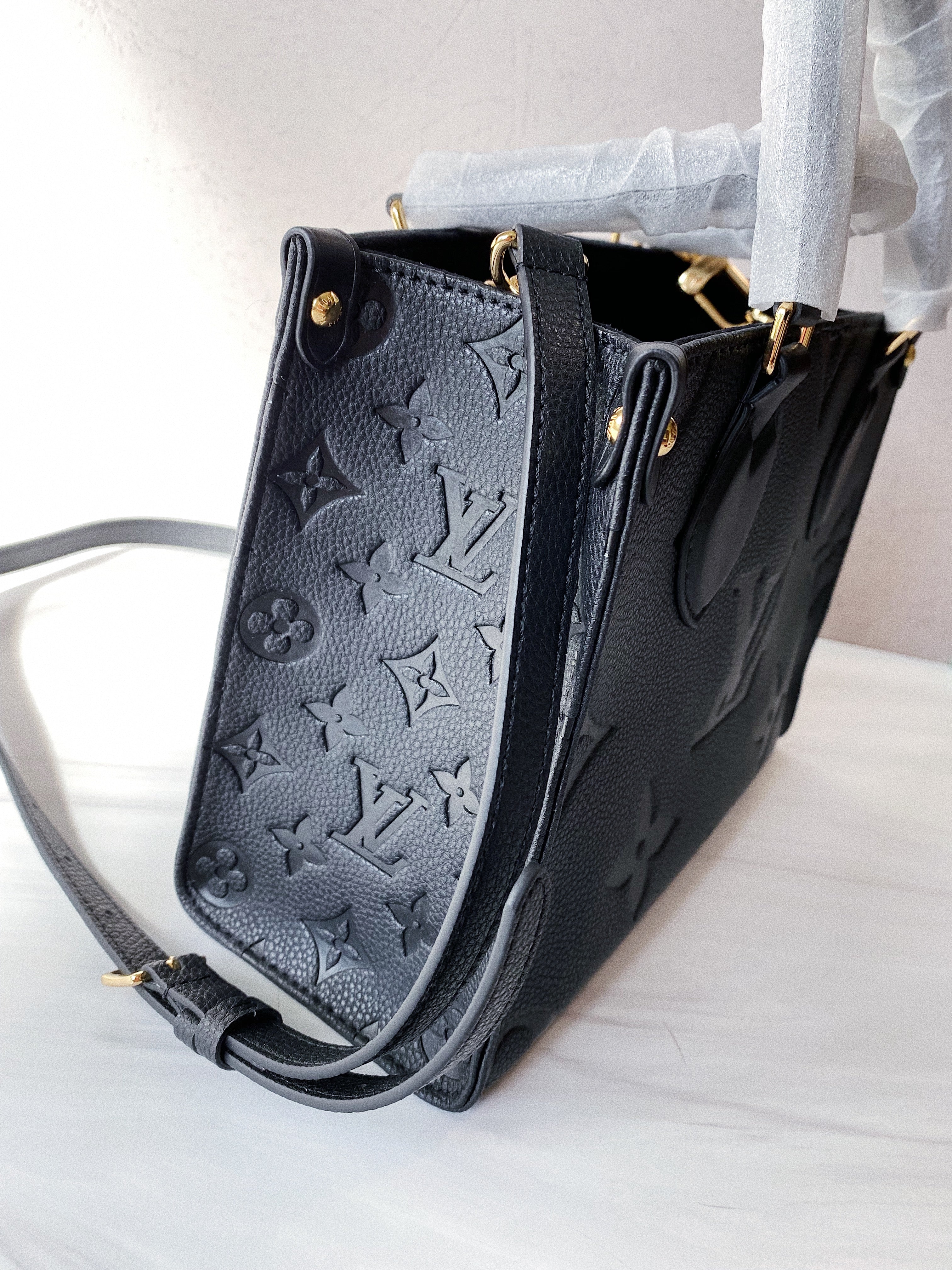 [TOP] Louis Vuitton LV On The Go Empreinte PM 25X19X11.5cm- Black