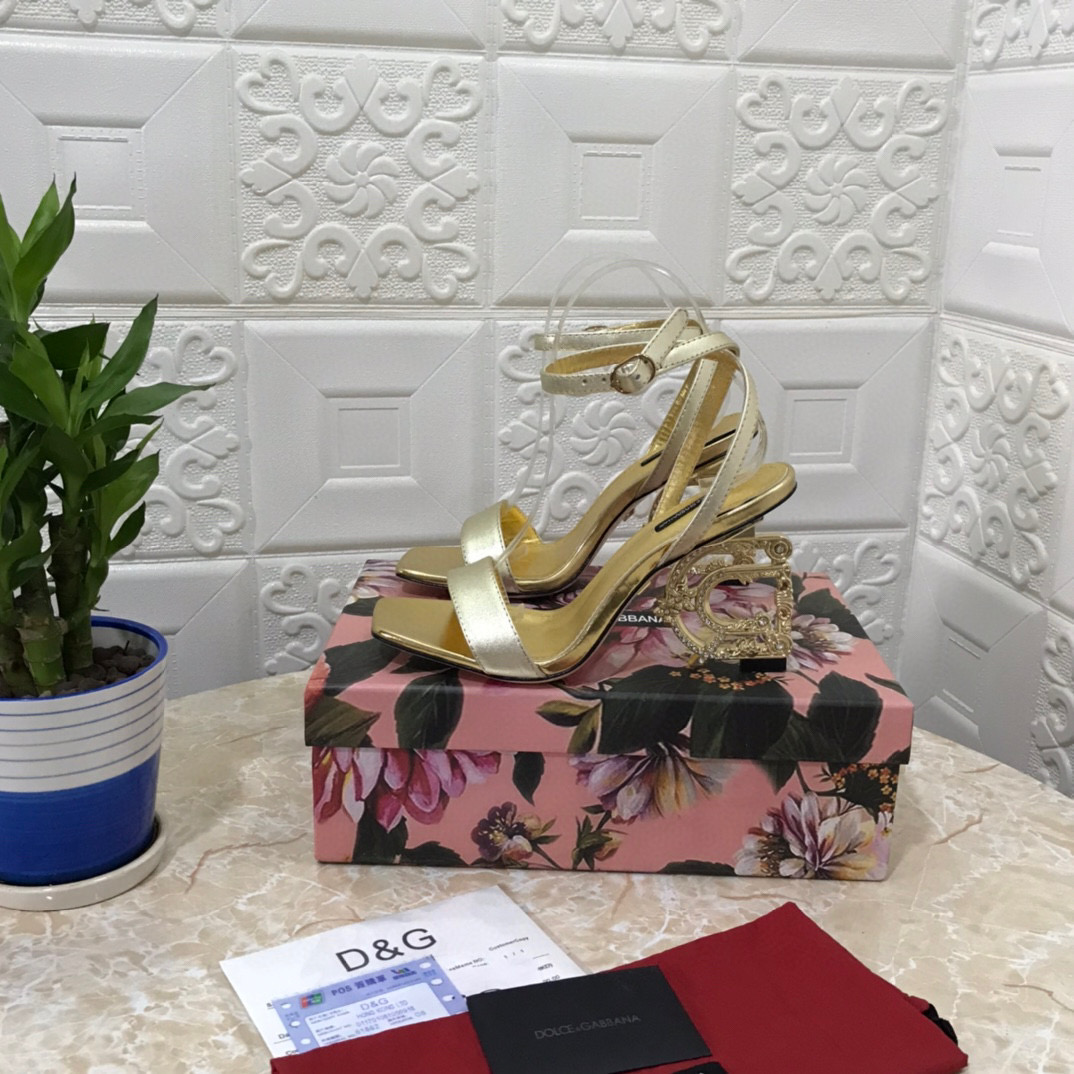[TOP] Dolce & Gabbana D&G Crystal Logo Heels Pumps - 11 Colours