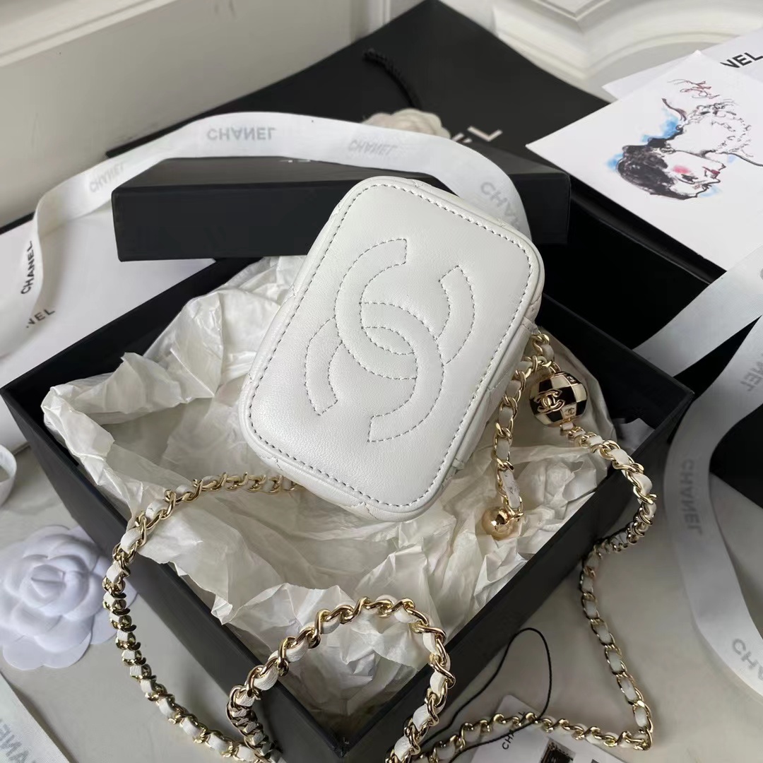 [TOP] CHANEL Vanity Case Lambskin 8.5*11*7cm -Black & White-GHW-2 colours
