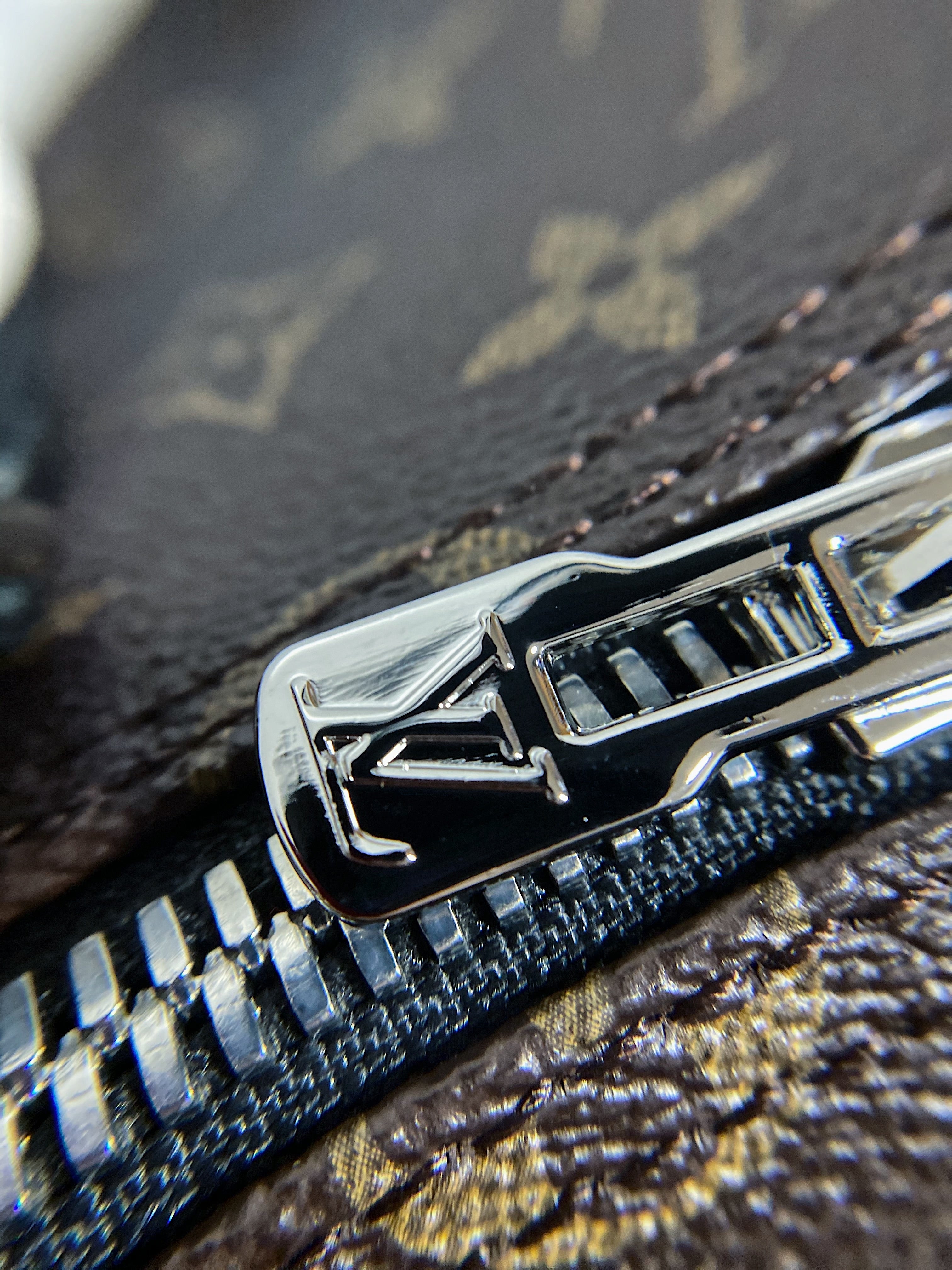 [TOP] Louis Vuitton LV Keepall Bandouliere Travel Bag 50cm - Monogram Black Trim Leather