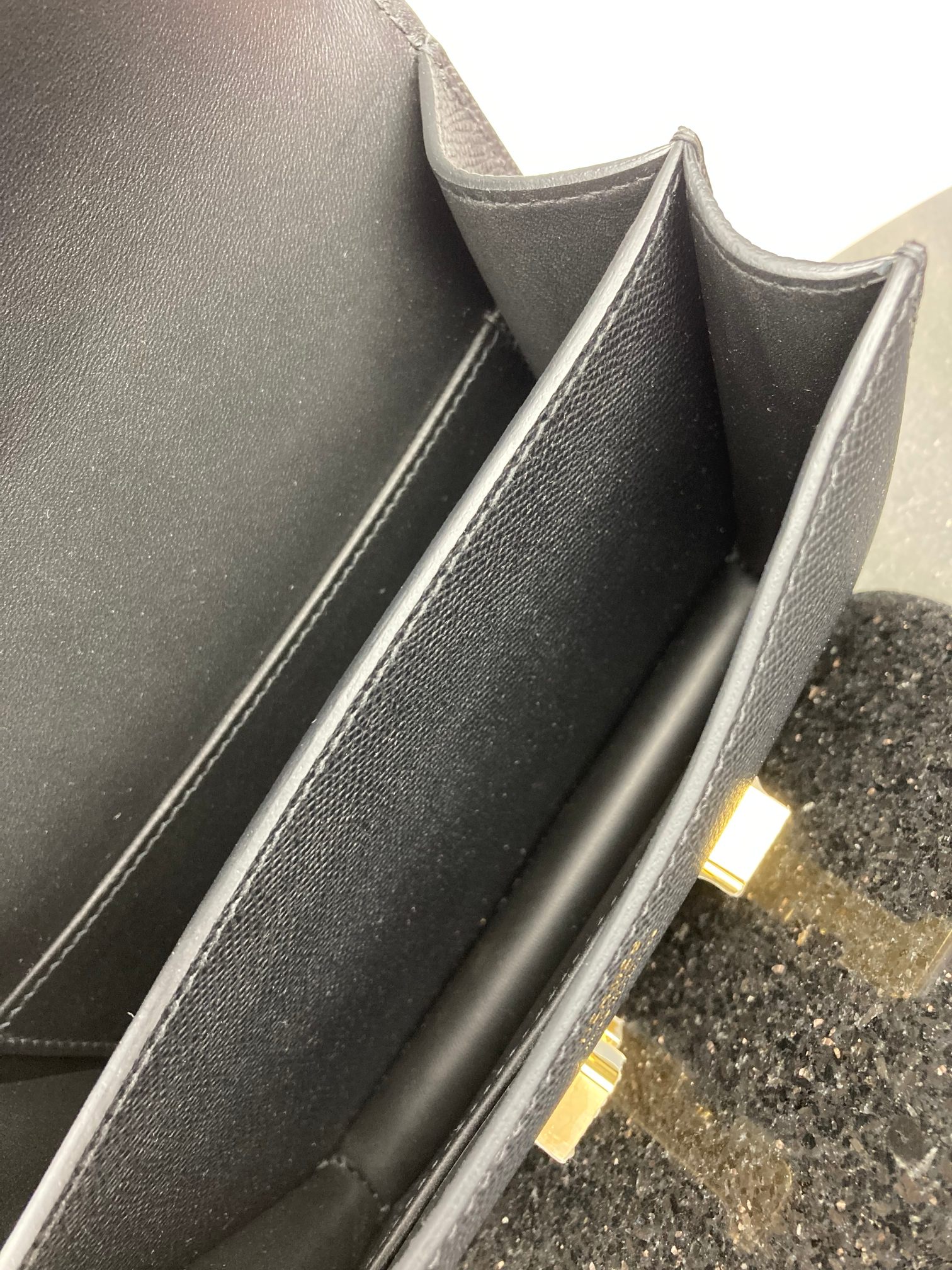 [TOP] HERMES Constance Epsom Leather 18cm - Black & GHW