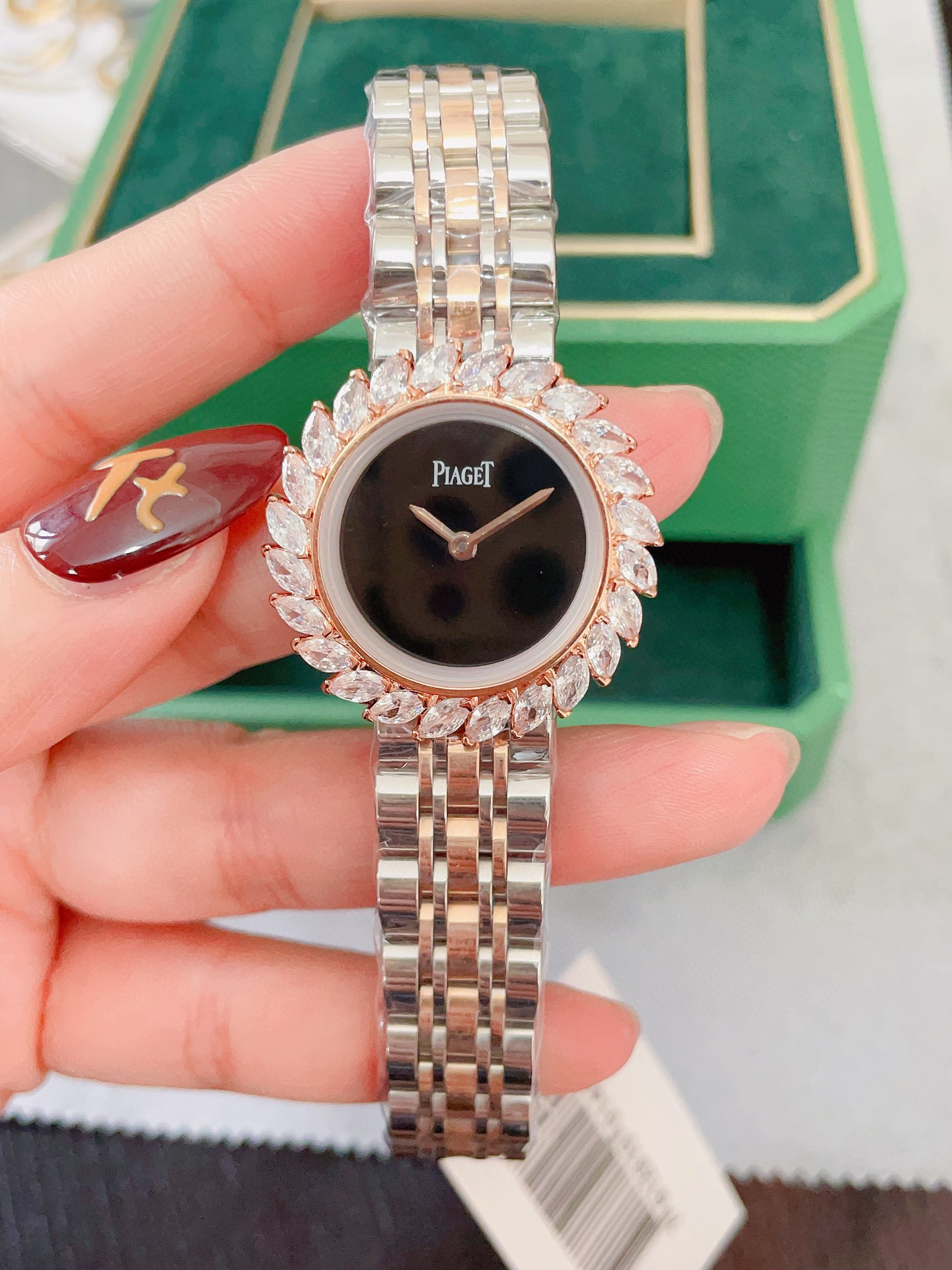 [Top] PIAGET Diamends Lady Watch White Gold with Rose Gold 31mm - White/Black