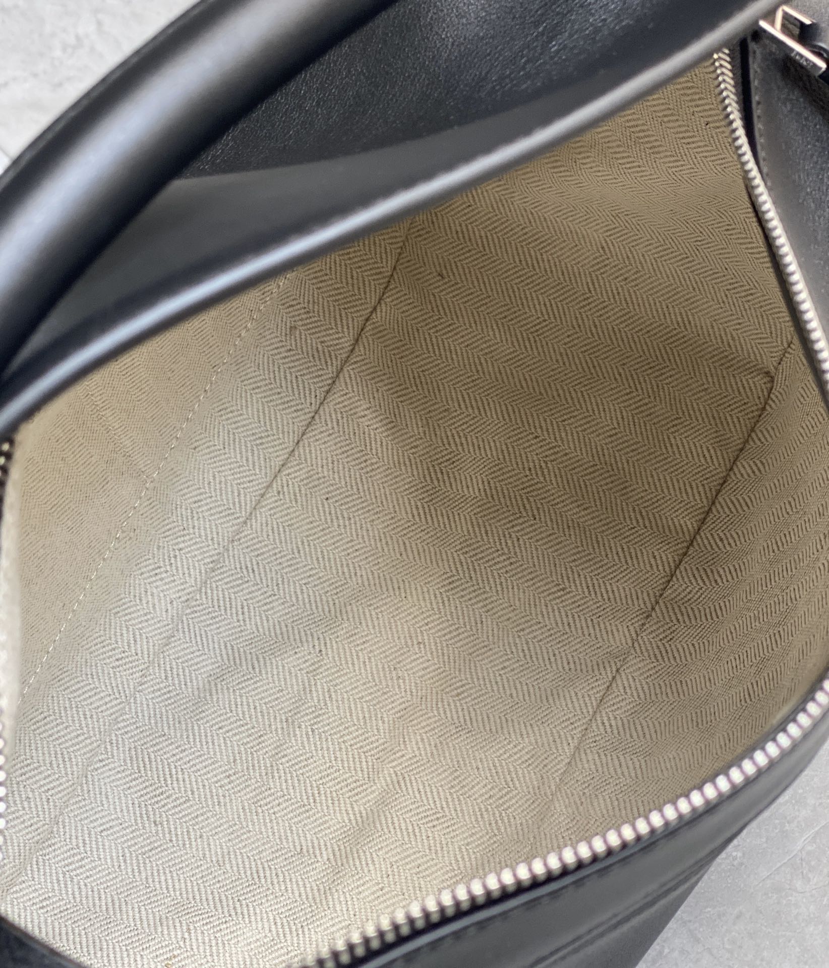 [TOP] LOEWE Puzzle Bag 24*10*14cm/30*12*19cm - Black