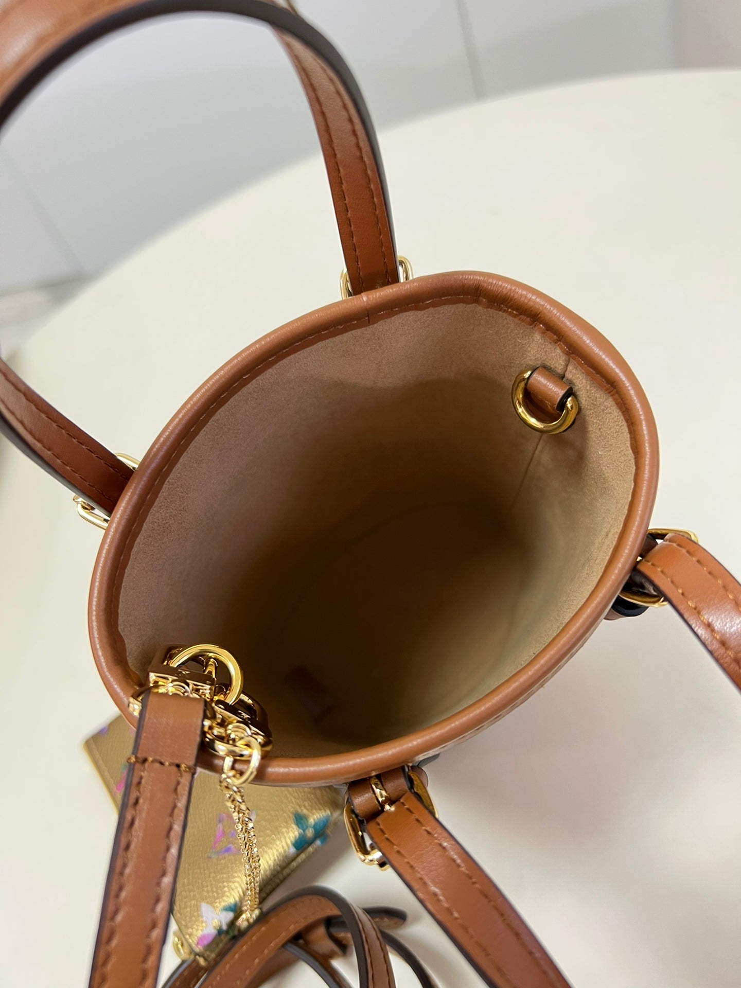 [TOP] Louis Vuitton LV L*V Nano Bucket Autres Toiles Monogram