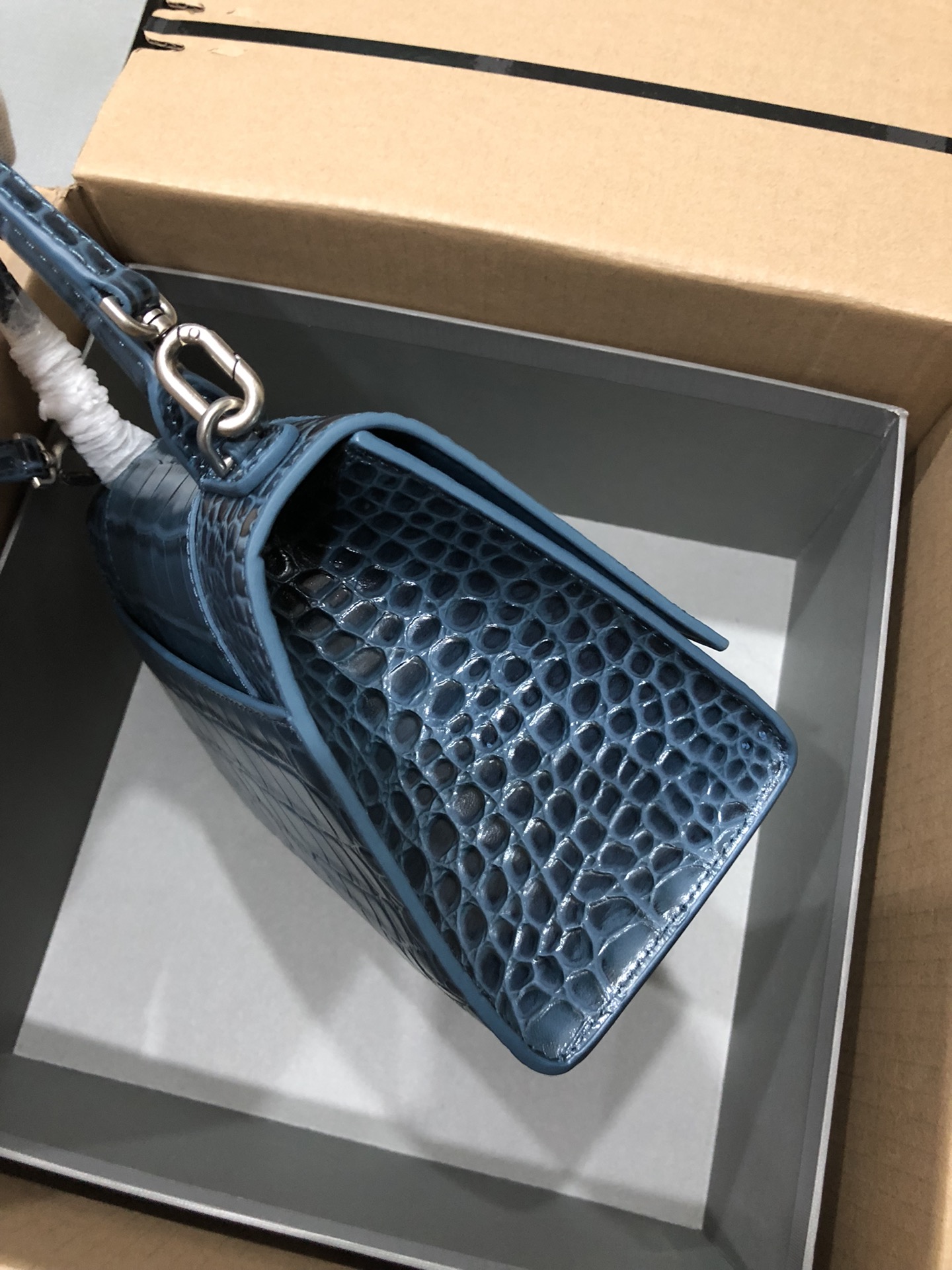 [TOP] BALENCIAGA Crocodile-Print Hourglass Bag 19/23cm - Blue