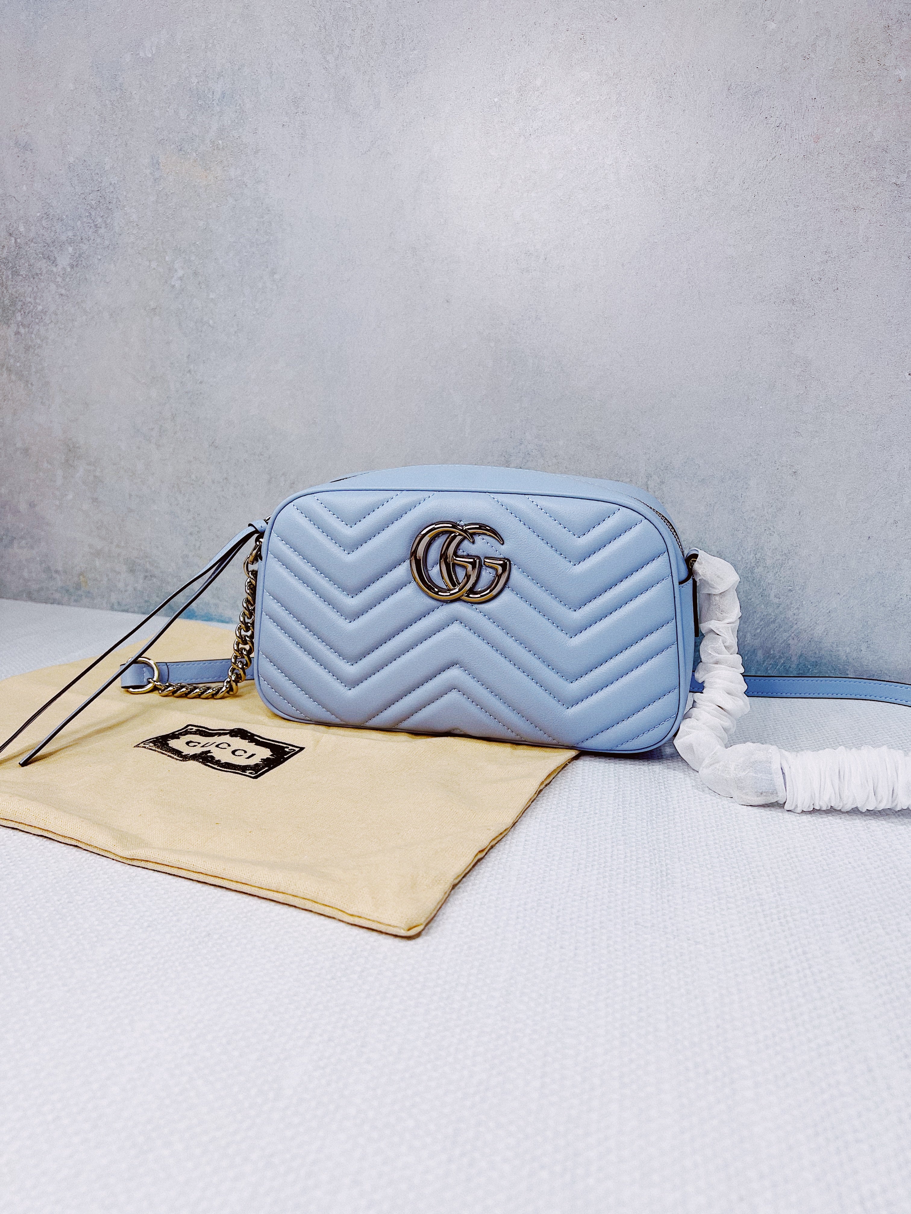 [TOP] GUCCI GG Marmont Bag Matelasse Small - Light Blue & SHW