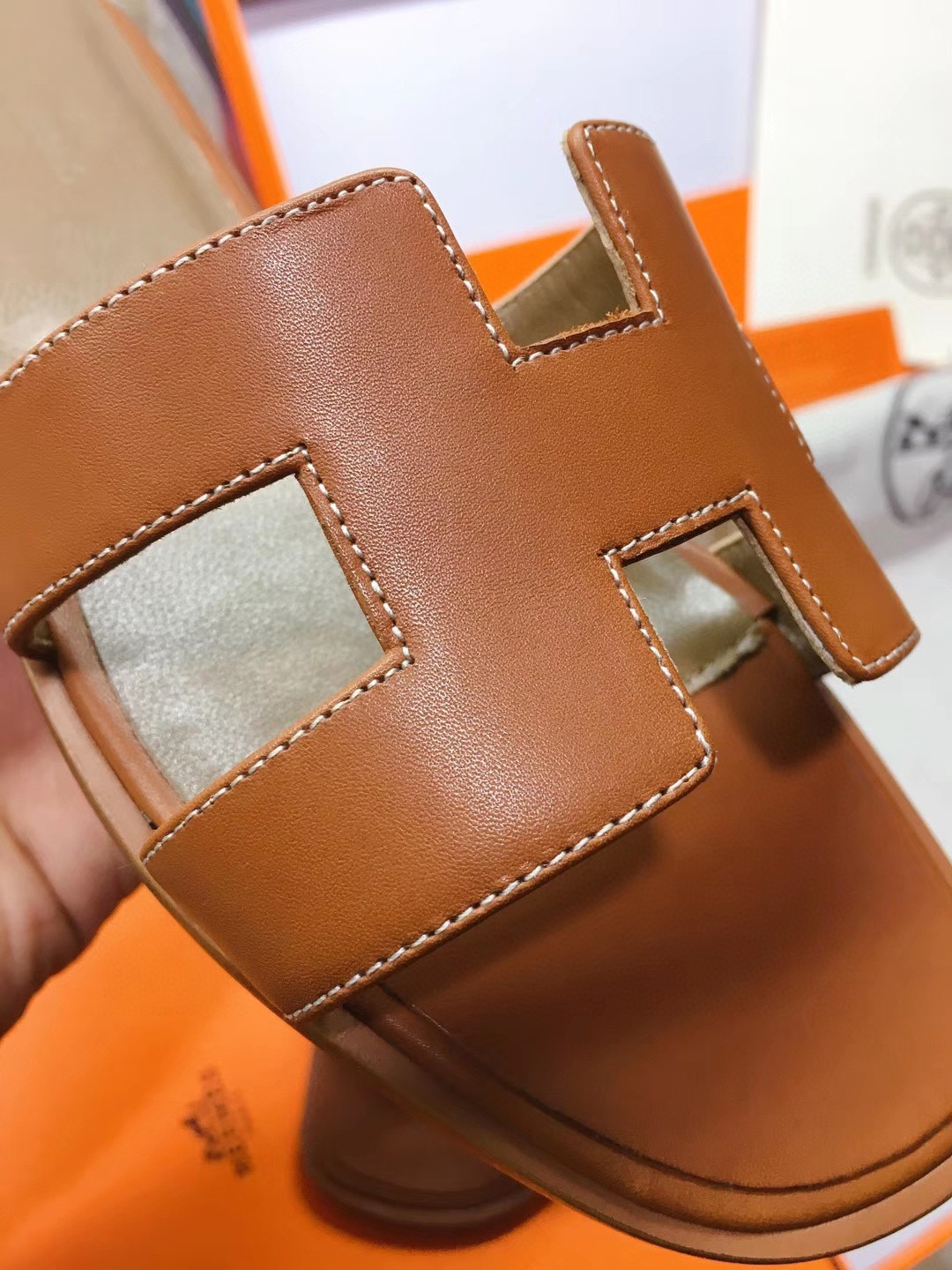 [TOP] HERMES Oran Smooth Leather Slides - Black/White/Brown