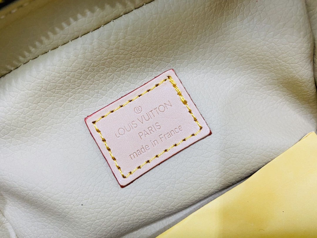 [TOP] Louis Vuitton LV Nice Nano 14x10.2x8.5cm - Brown