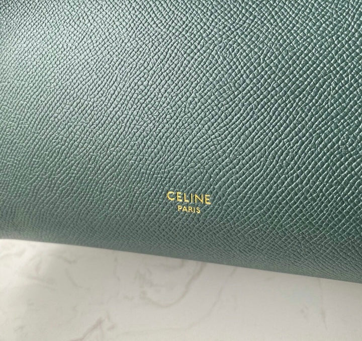 [TOP] CELINE Mini Belt Bag - Amazon Green