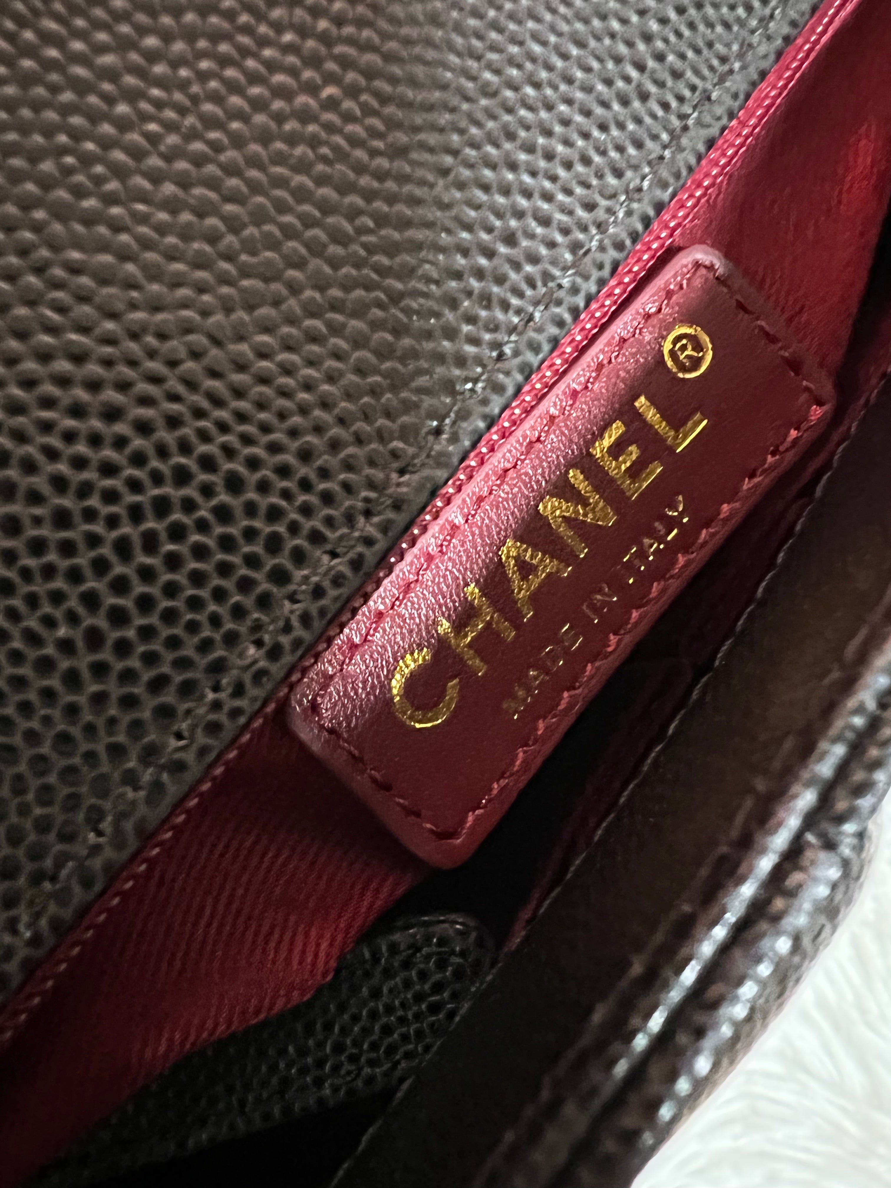 [TOP] CHANEL CoCo Handle Bag Chevron Caviar Leather 23cm - Black & GHW