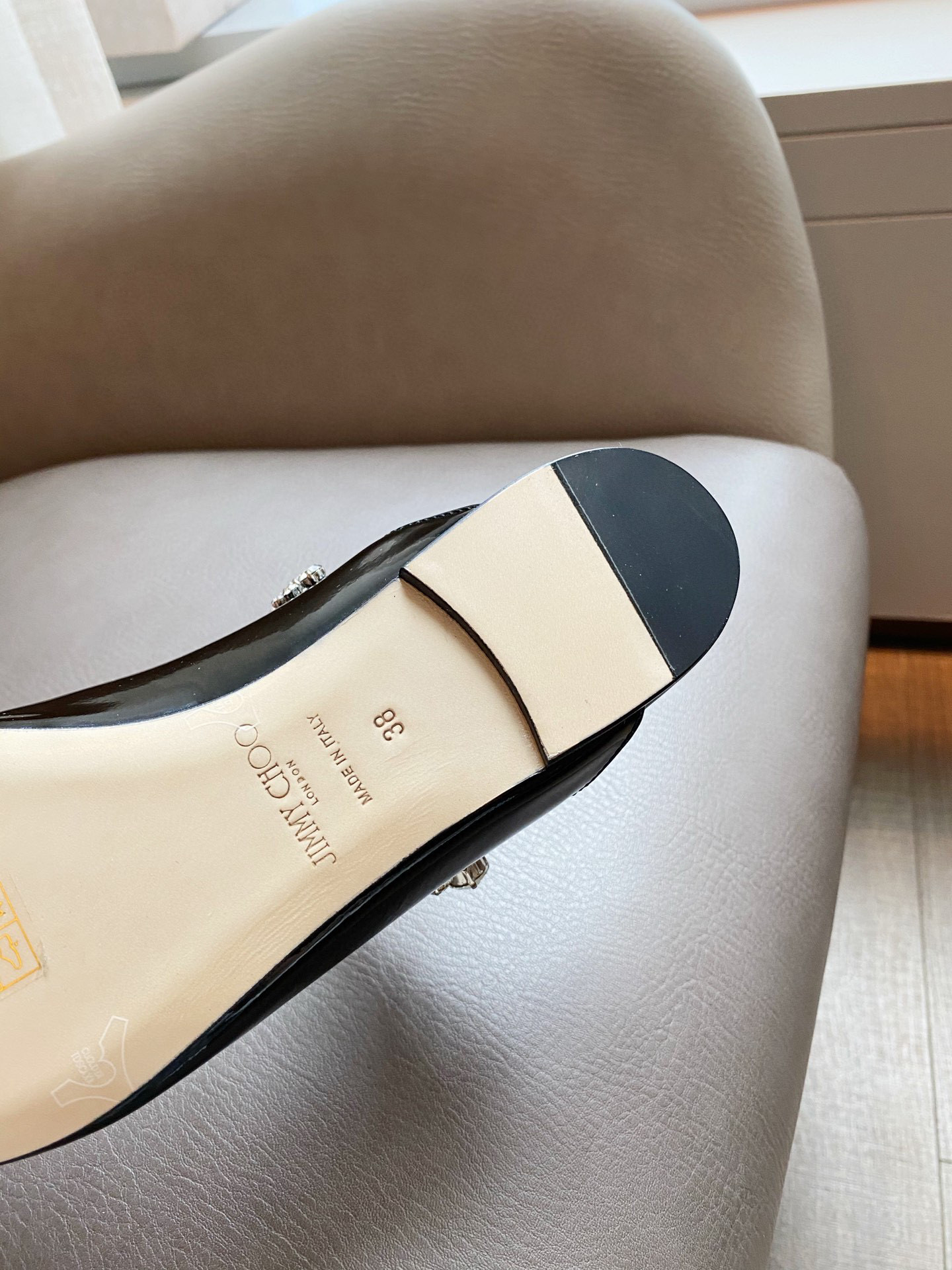 [TOP] Jimmy Choo Bing Flat Crystal - 4 Colours