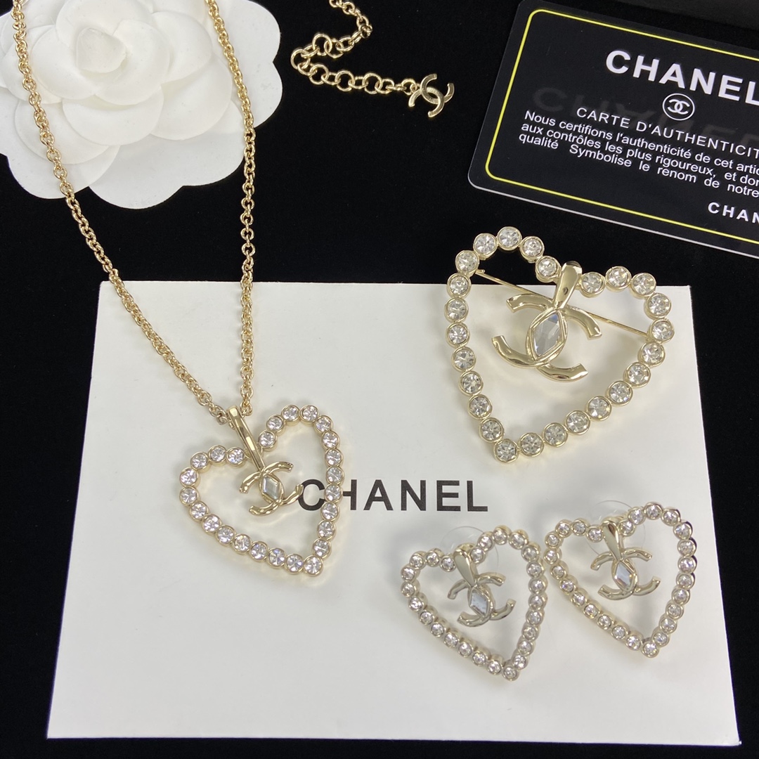 [TOP] CHANEL Necklace Earrings Brooch Set