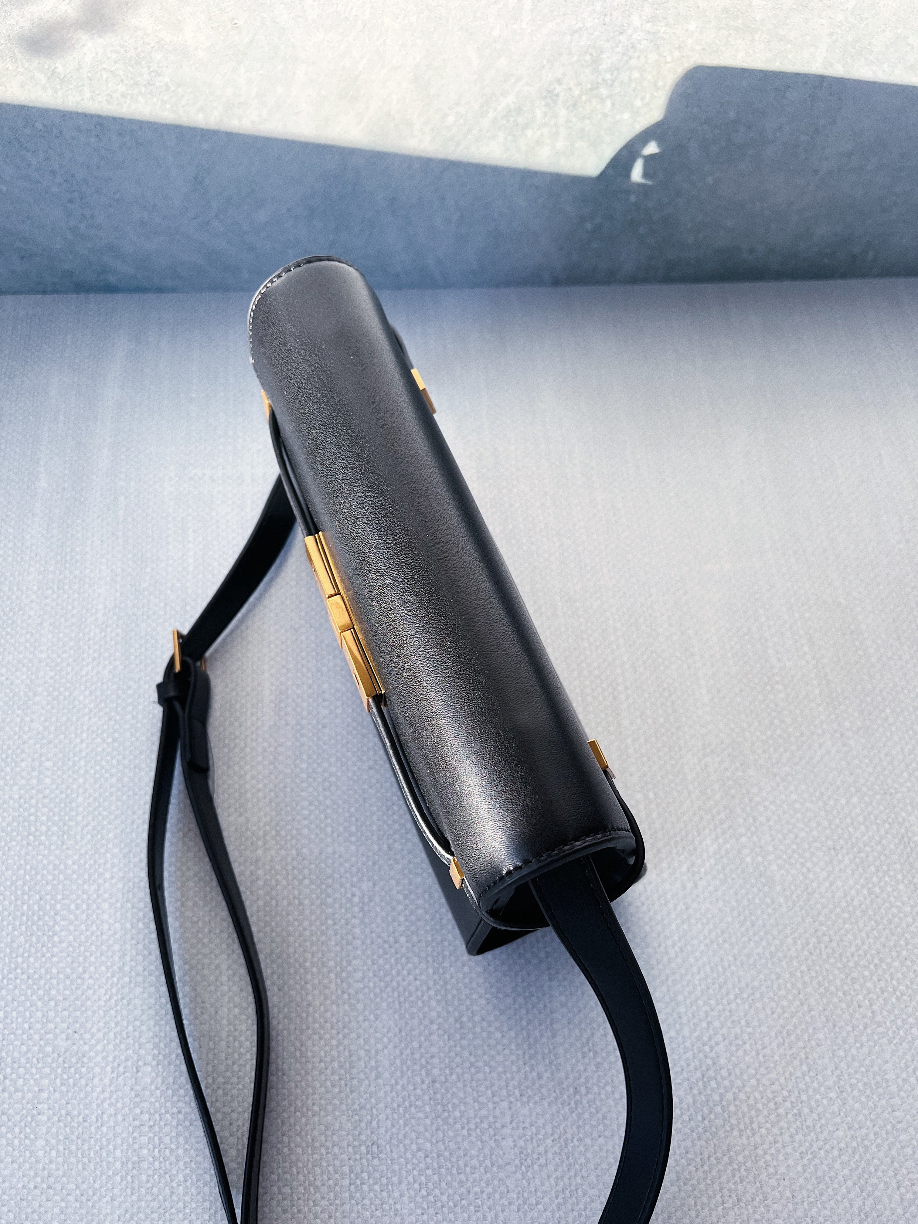 [TOP] Yves Saint Laurent YSL Manhattan Black Bag