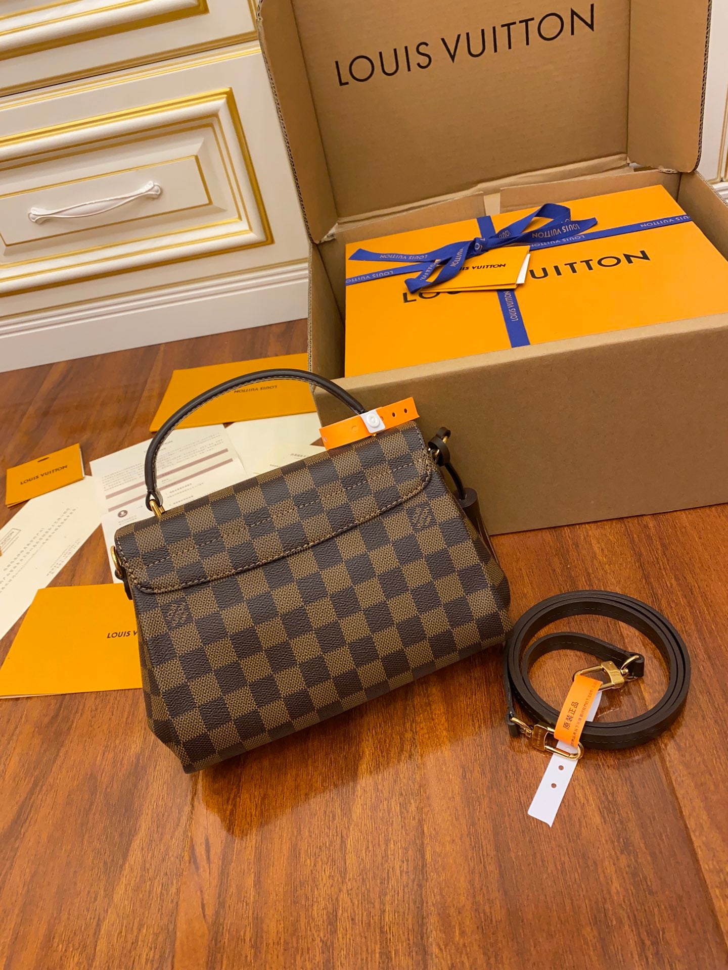 [TOP] Louis Vuitton LV £V Croisette Bag 25x17x9.5cm- Damier Ebene